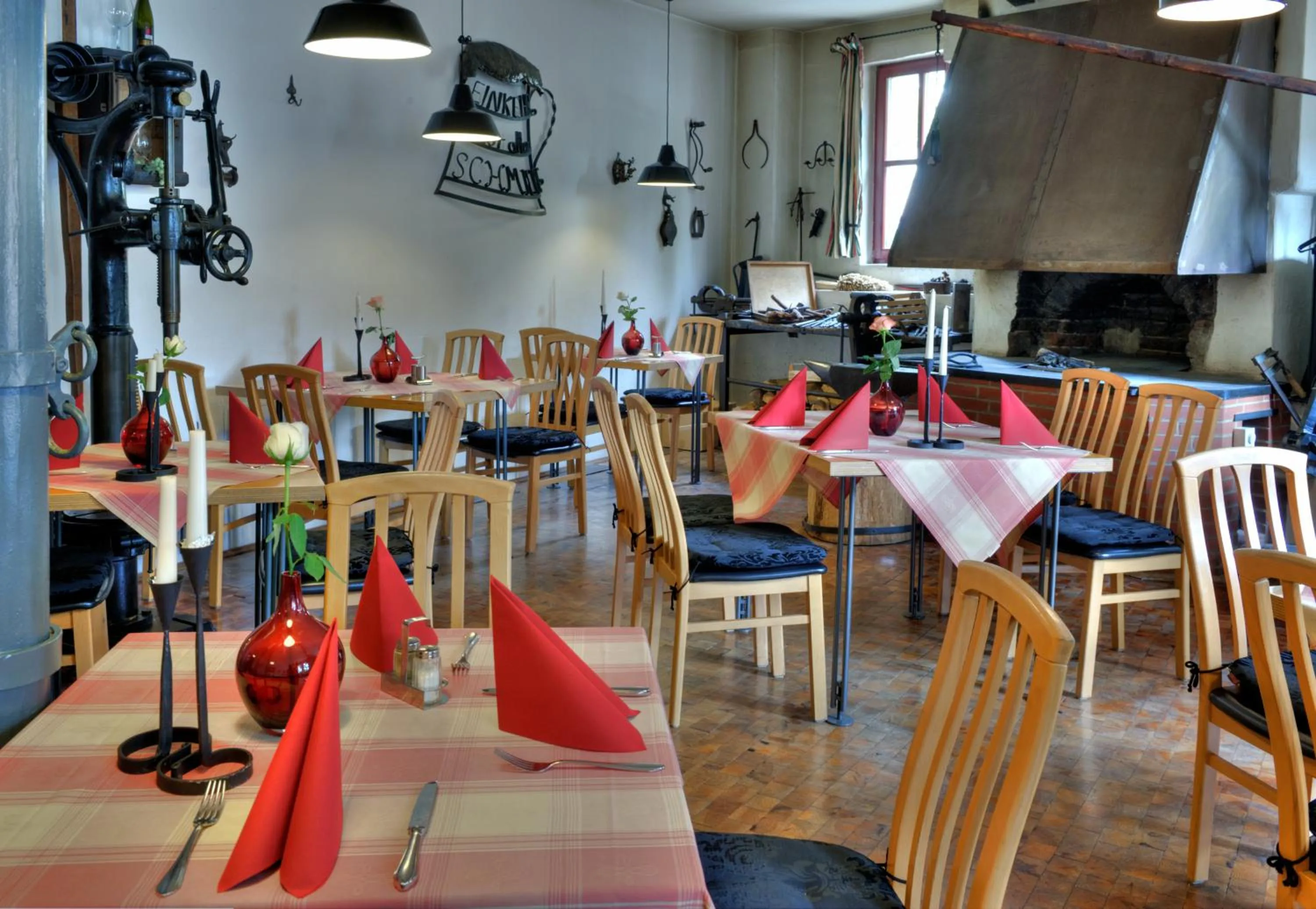 Restaurant/places to eat in Zur Alten Schmiede