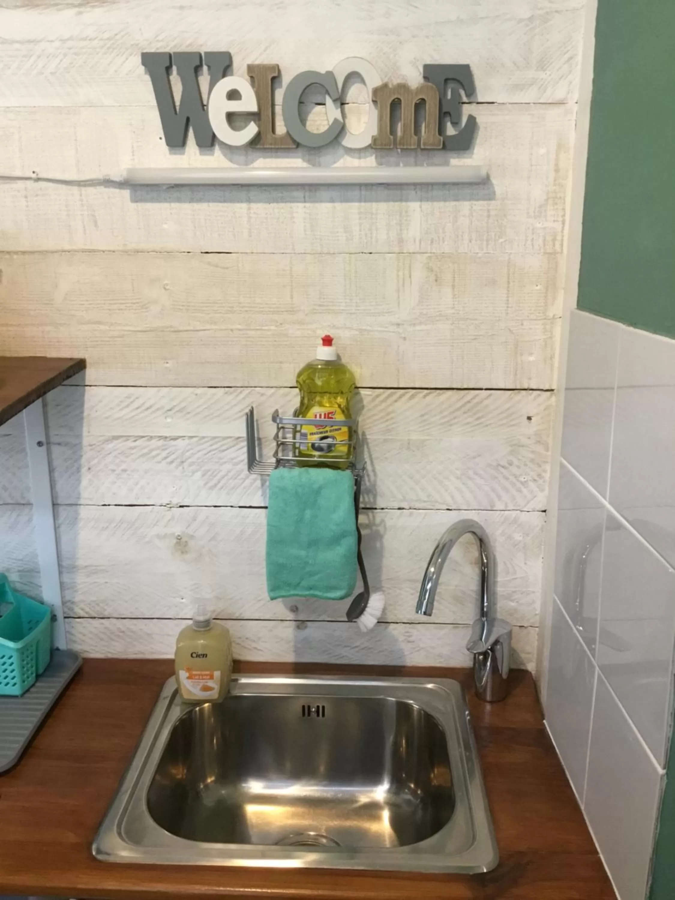 Kitchen or kitchenette in Gîte Studio "La Cambra dé Monflanquin" Studio Cottage