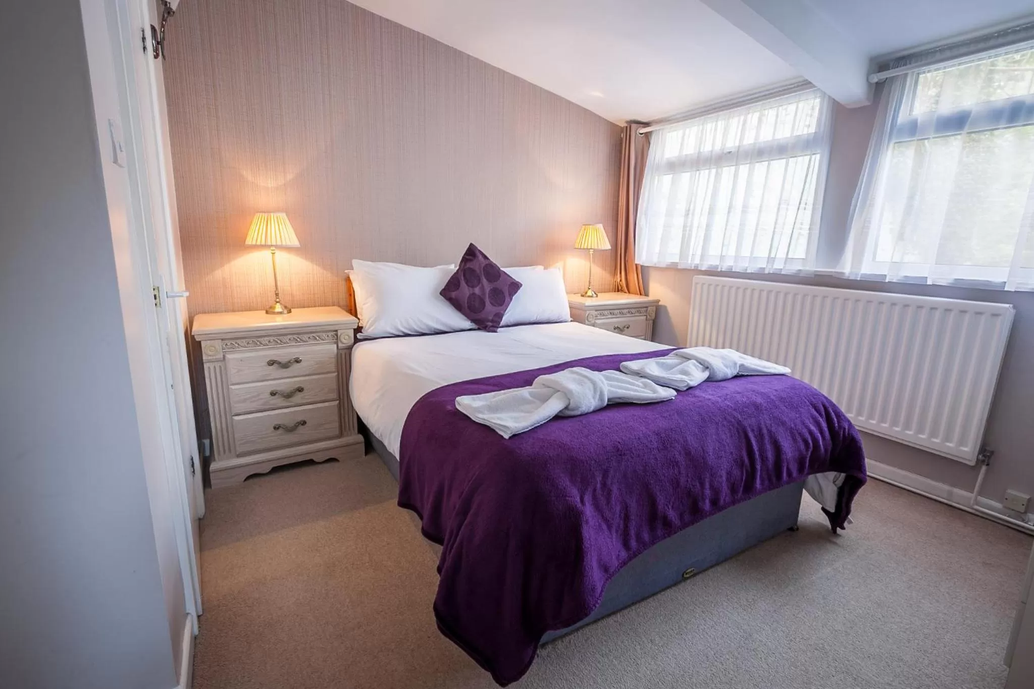 Bed in The Hotel Balmoral - Just for Adults