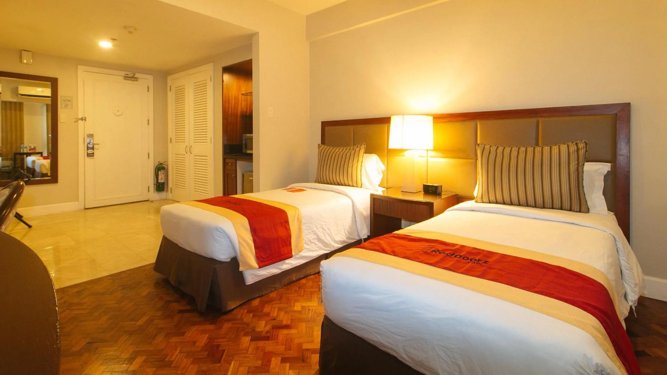 Bed in RedDoorz Premium at The Residences Olympia Makati