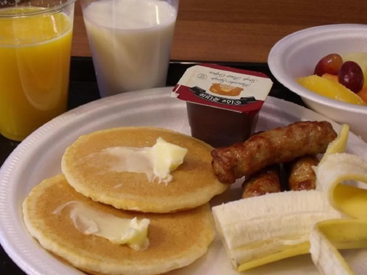 Continental breakfast in Humphry Inn and Suites
