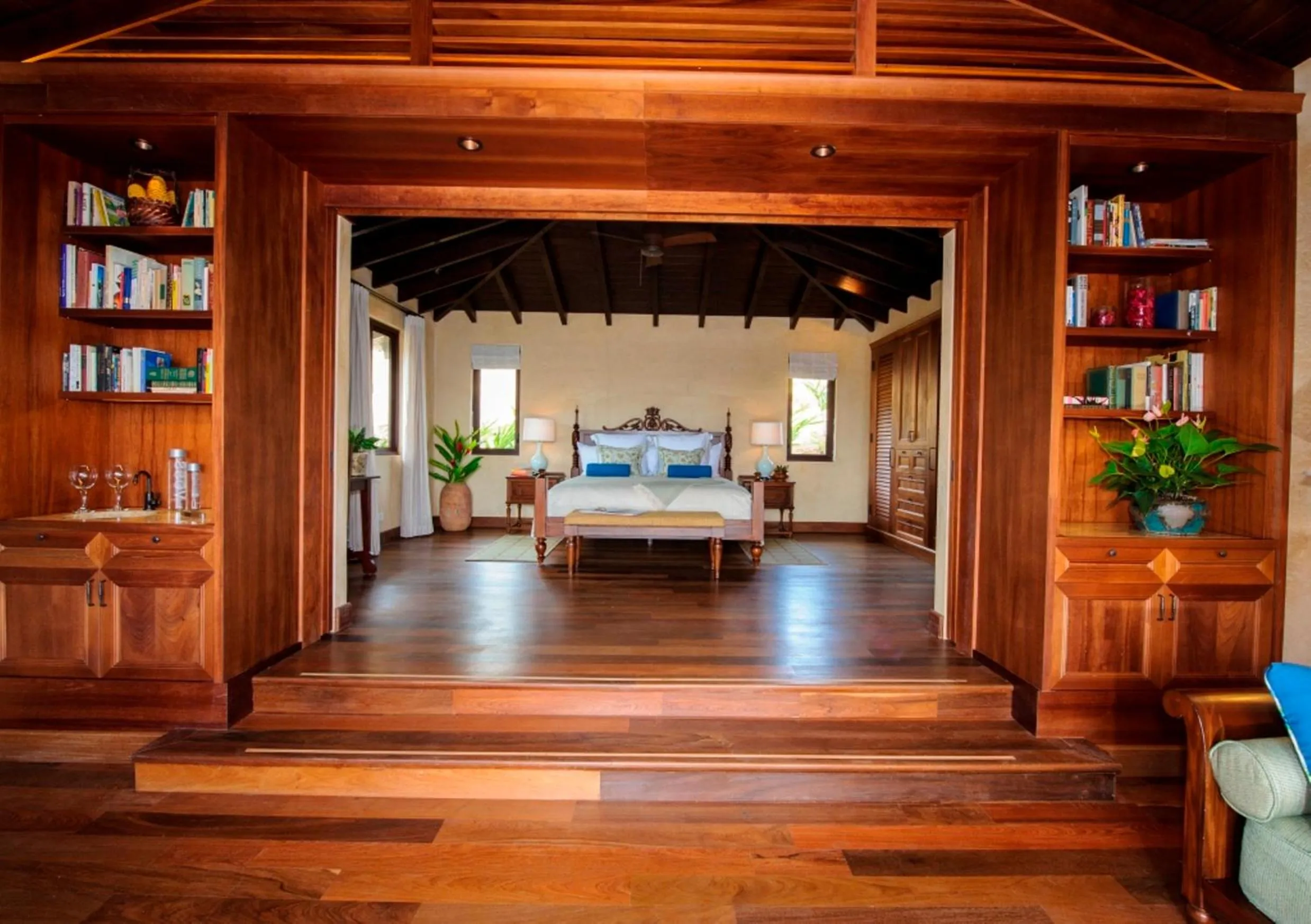 Day in Royal Isabela