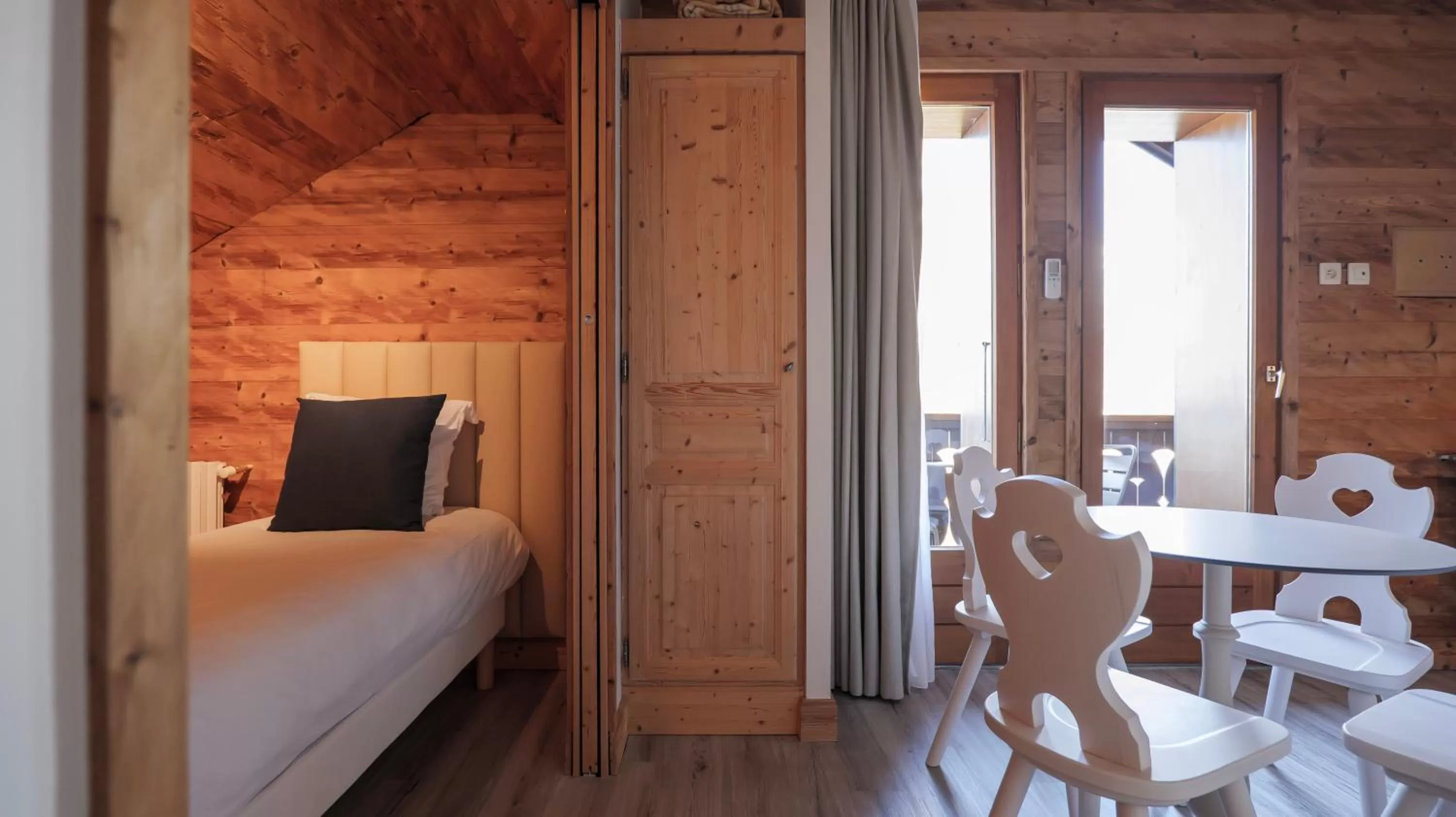 Bed in Hôtel des 2 Gares