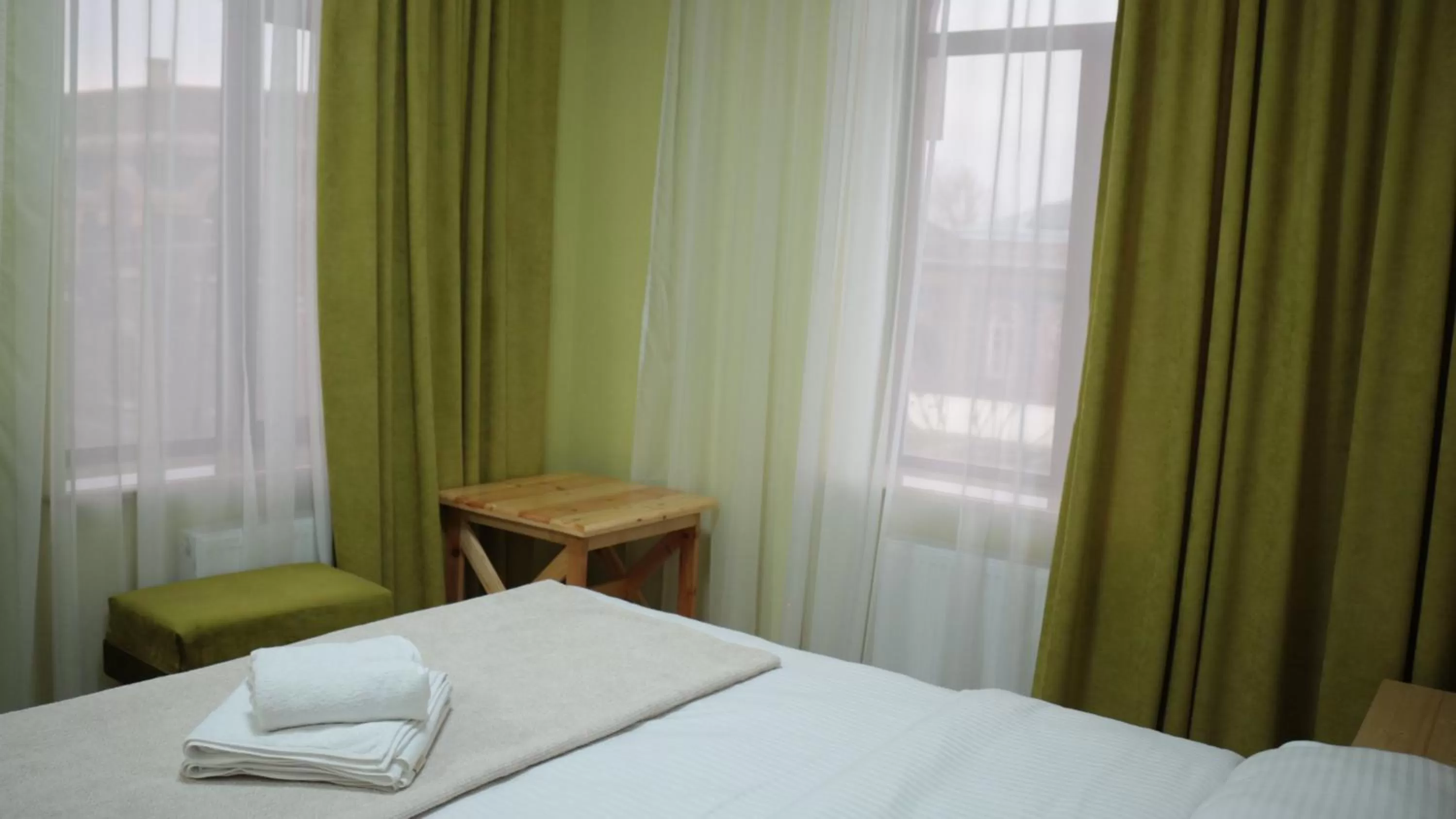 Bed in 21 Rooms Hotel