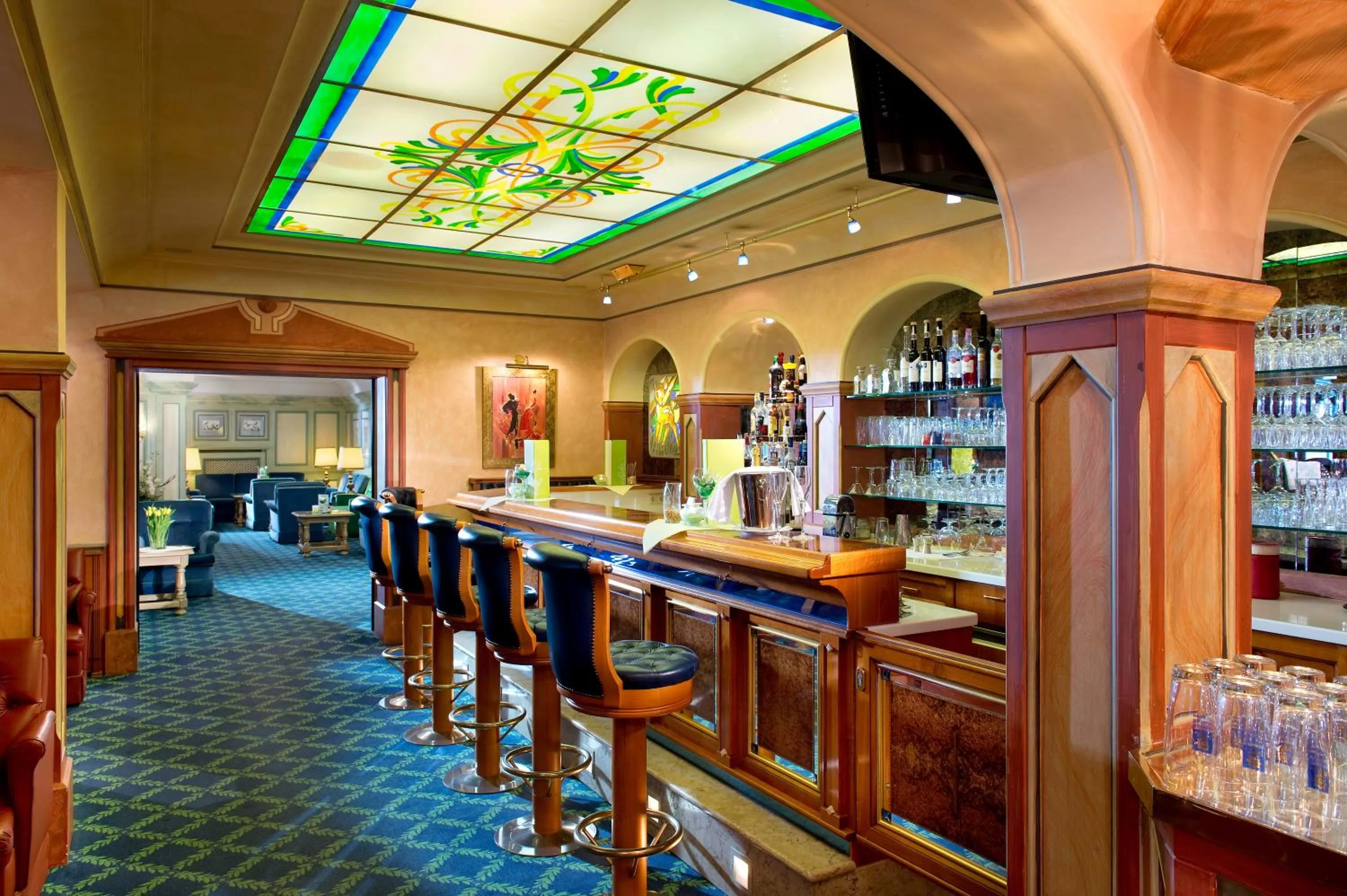 Lounge or bar in Parkhotel