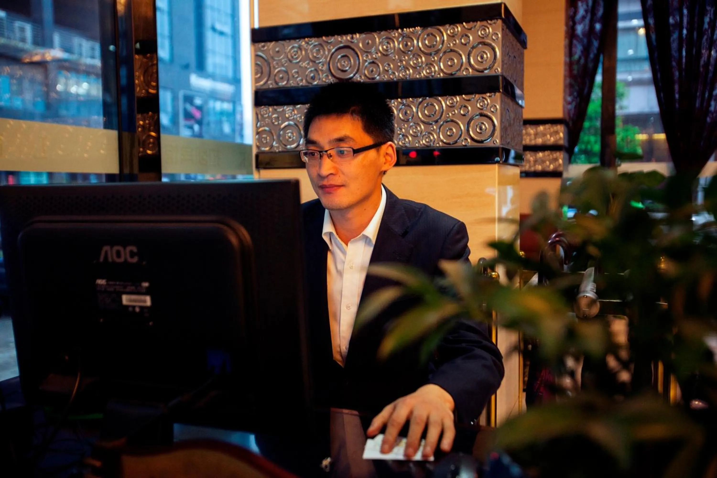 People in Yiwu Luckbear Hotel