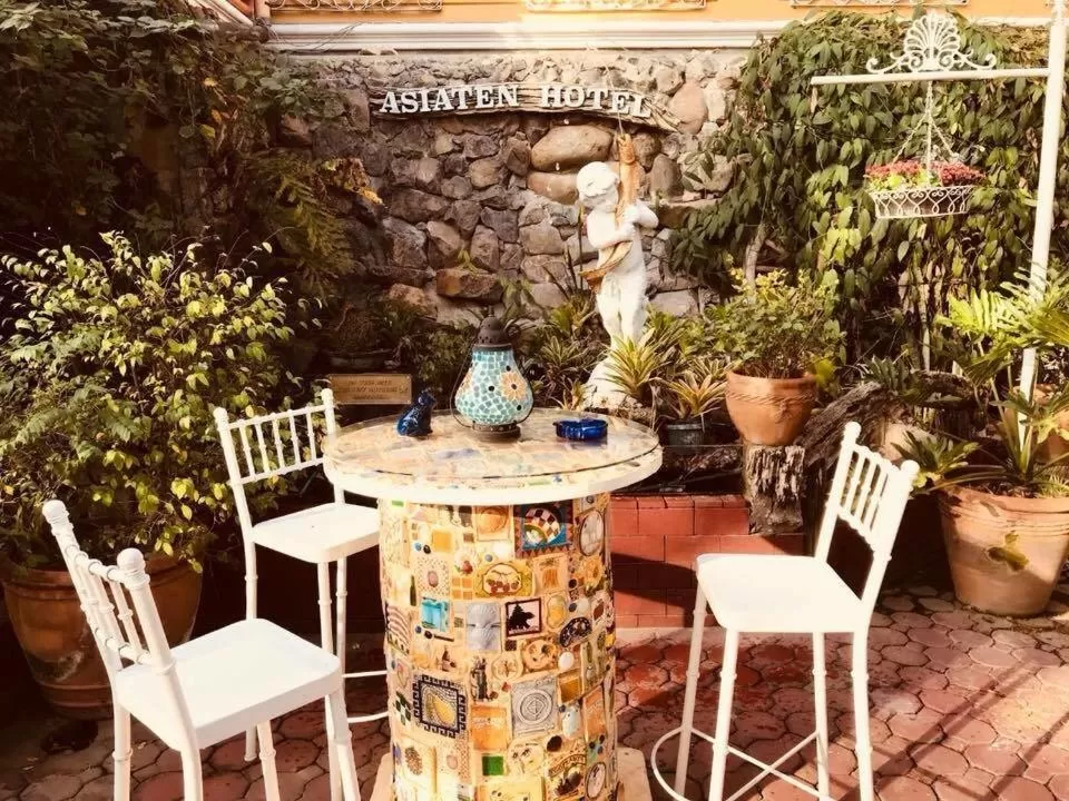 Asiaten Hotel
