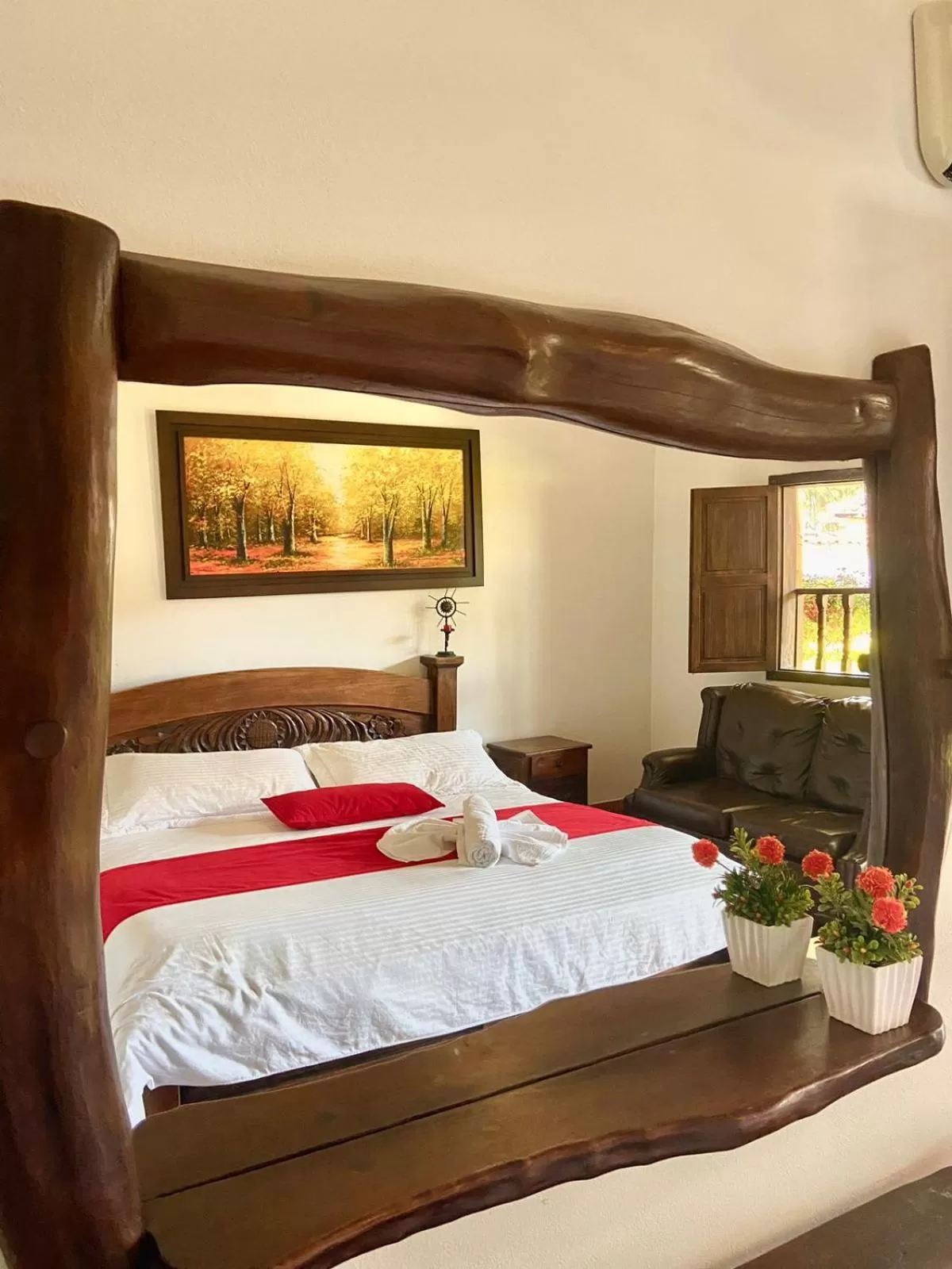 Bed in Hotel Hacienda Santa Barbara