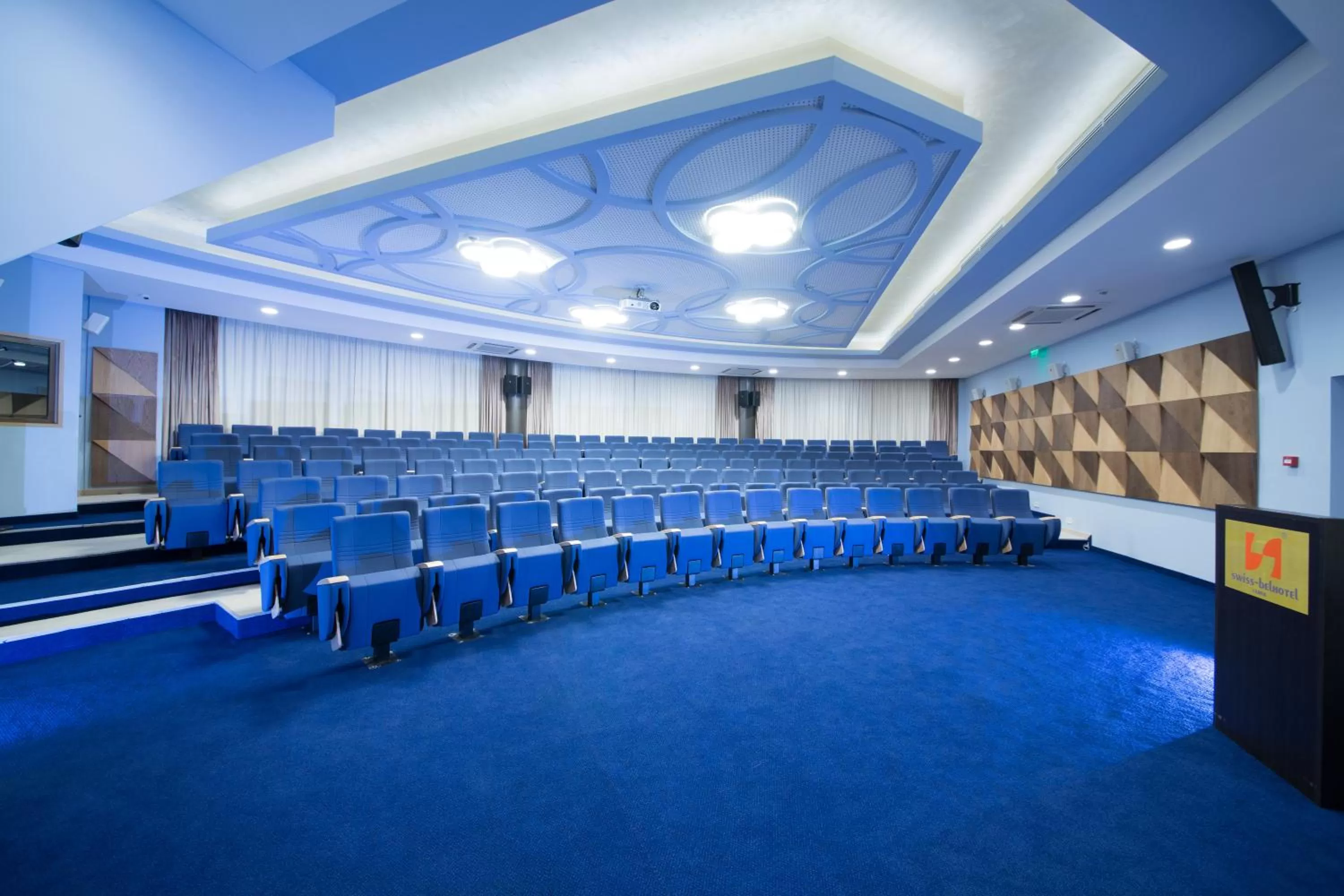 Business facilities in Rosslyn Dimyat Hotel Varna