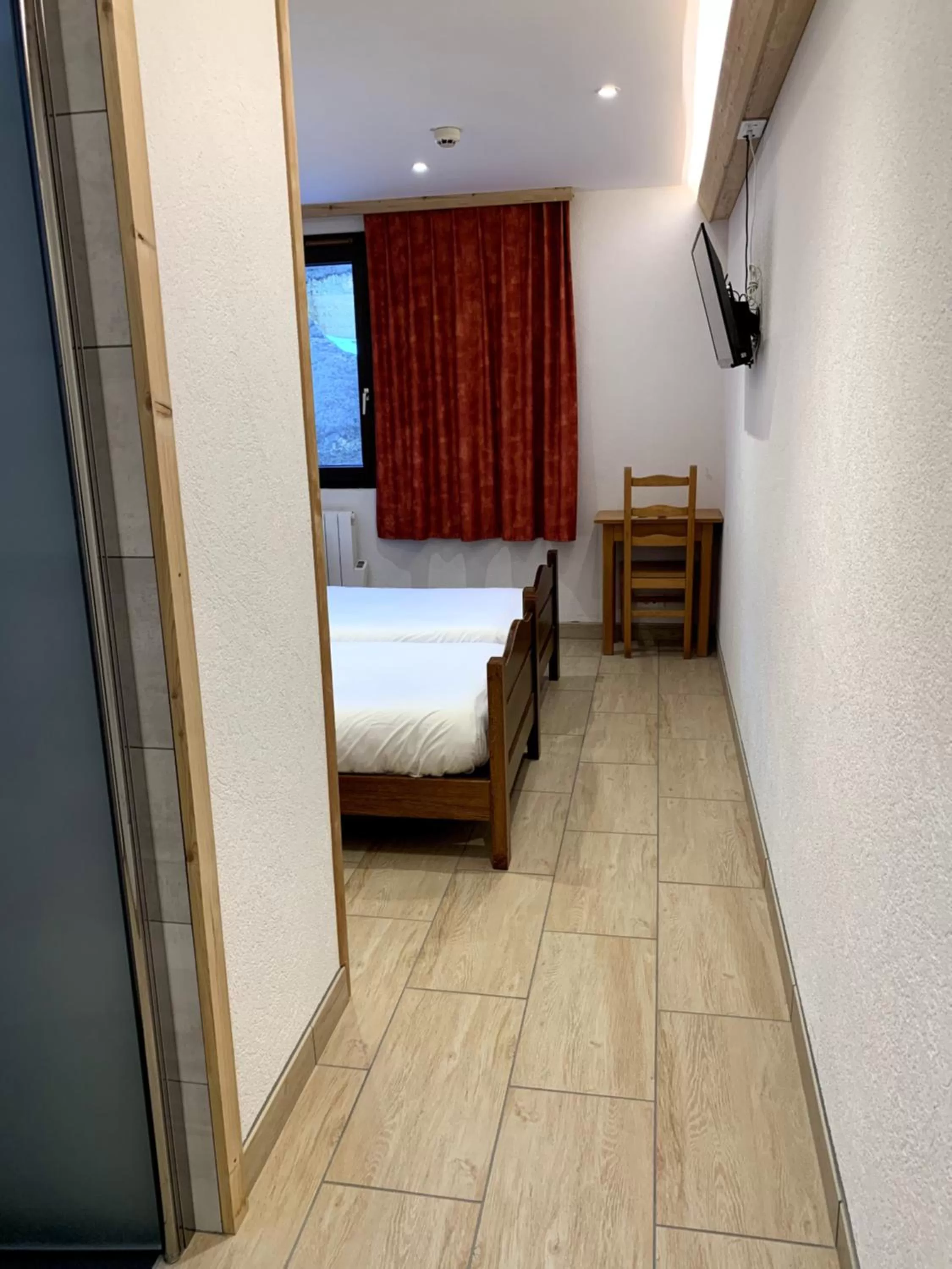 Photo of the whole room, Bed in Espace Morteau