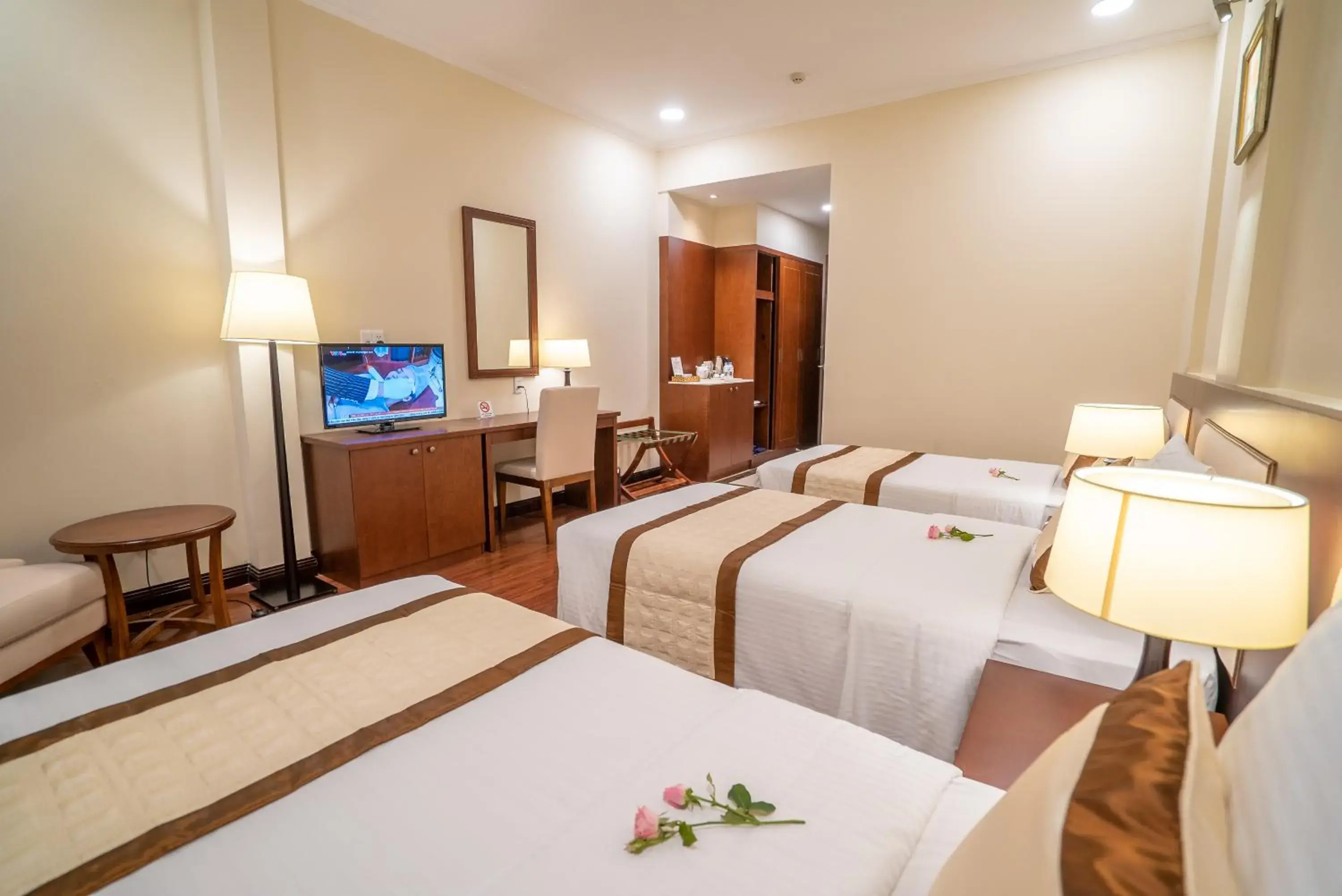 Superior Double or Twin Room in Dong Khanh Hotel Superior Double or Twin Room in Dong Khanh Hotel