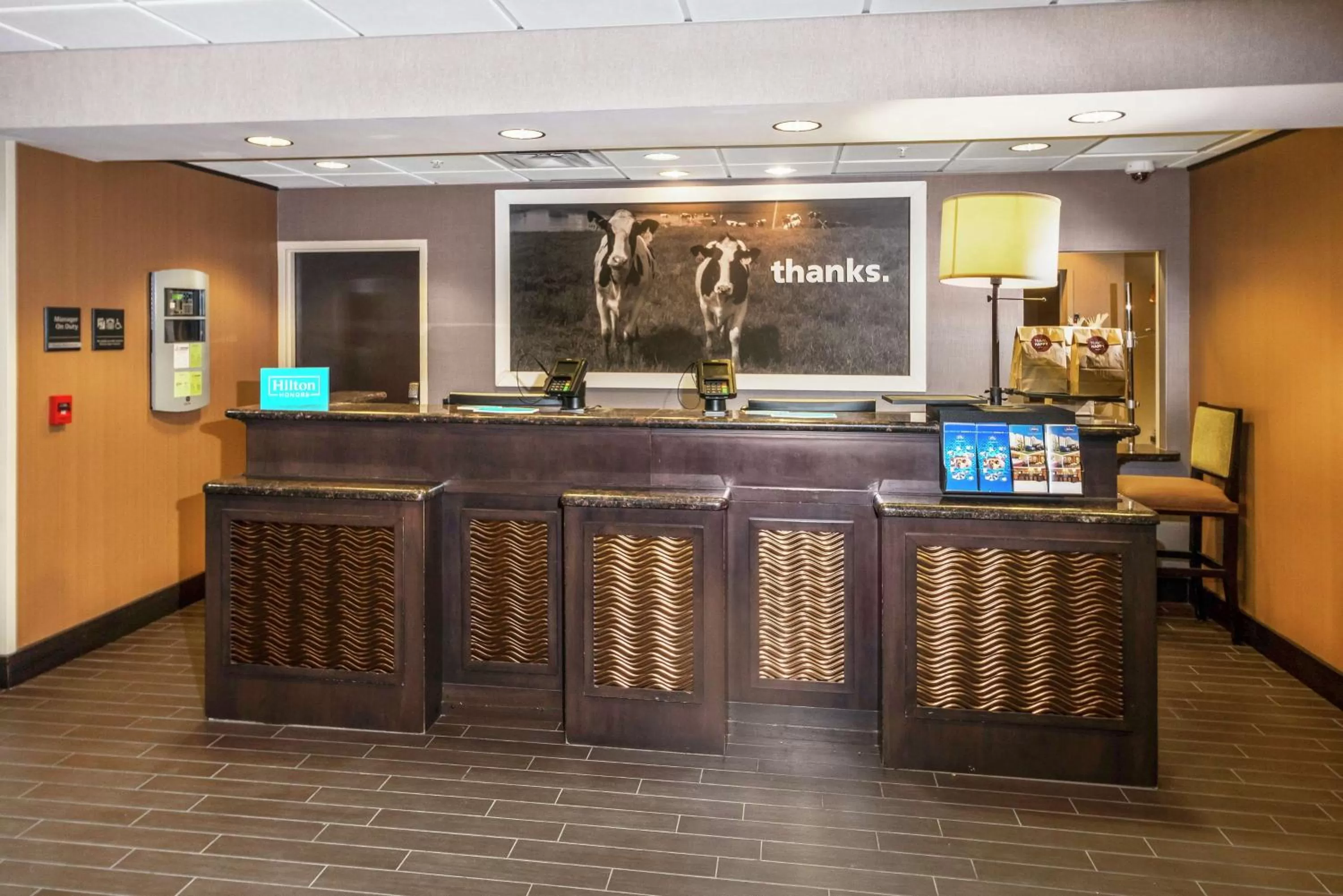 Lobby or reception in Hampton Inn and Suites Tulsa/Catoosa