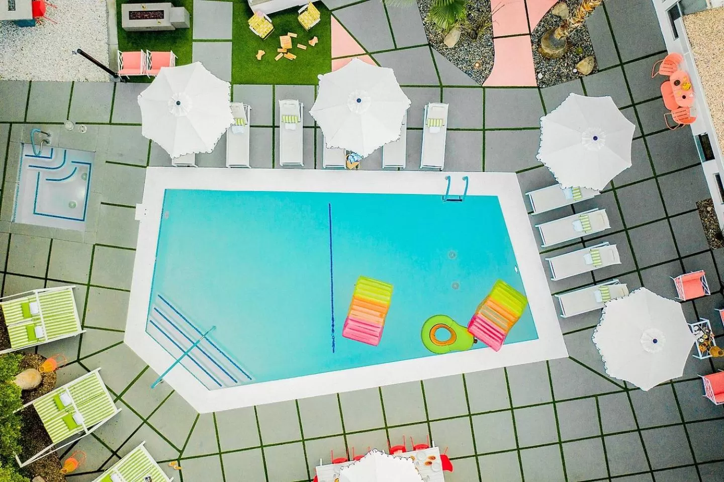 The Wesley by AvantStay Mid-Century Modern Oasis with Pool