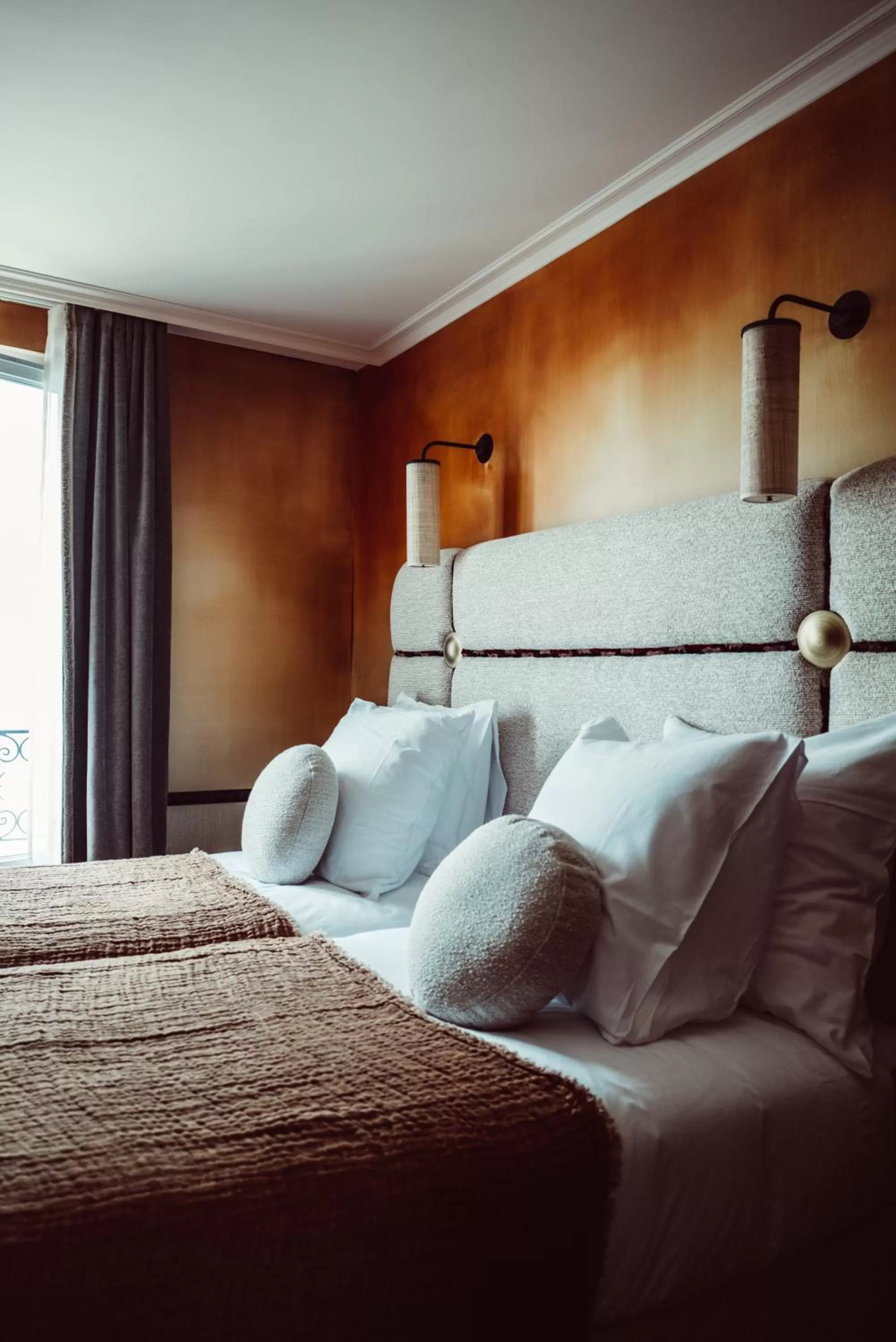 Bed in Babel Belleville