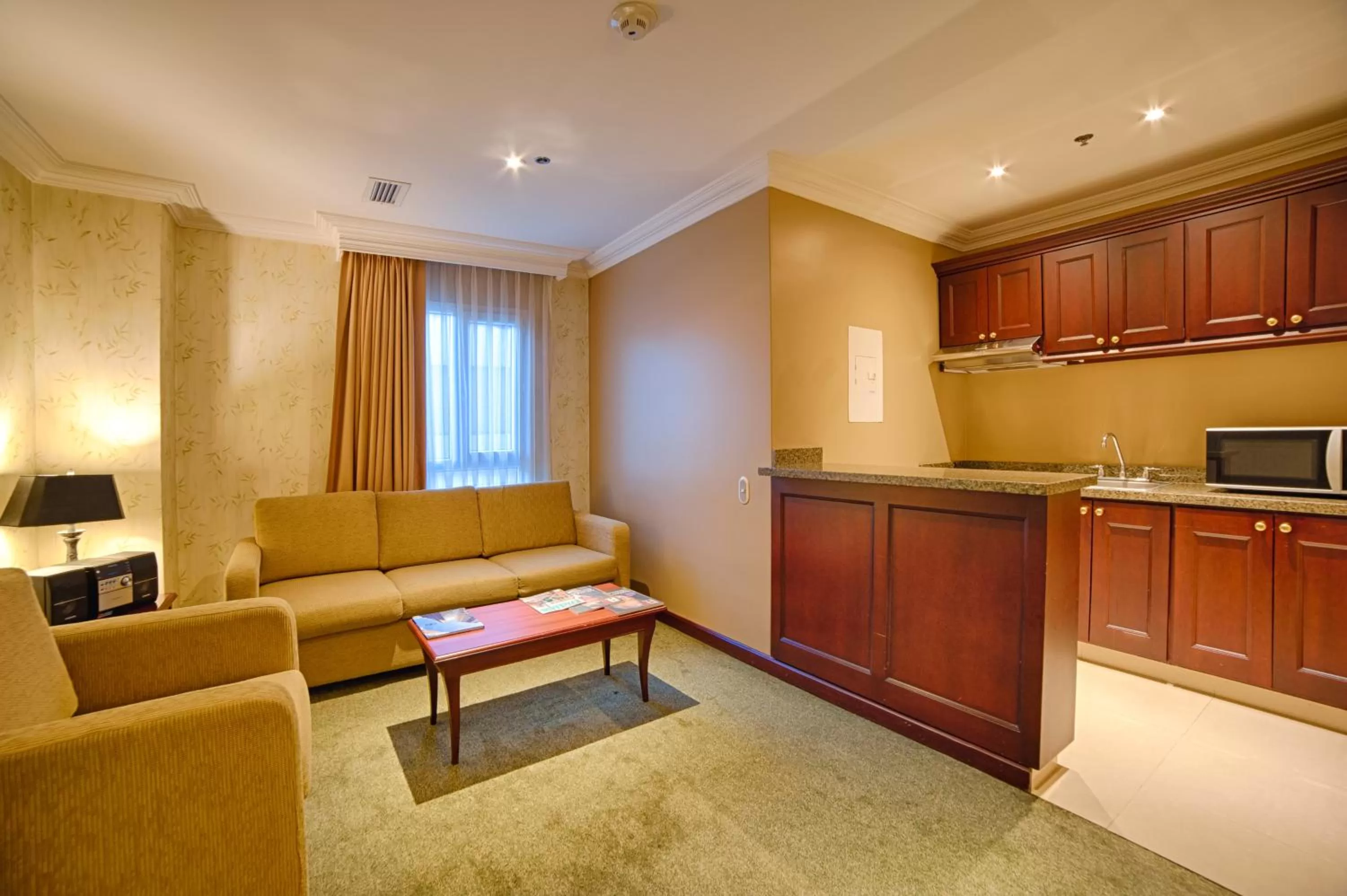 Coffee/tea facilities in Apartamentos Dann