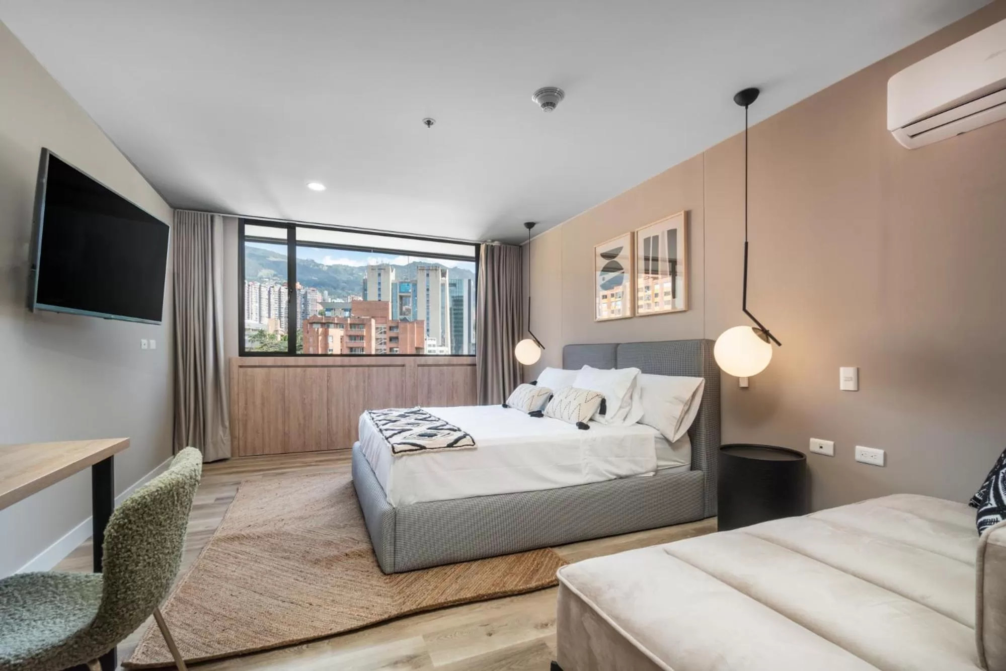 Bedroom, Bed in Apartamentos Go Living & Suites by HOUSY HOST