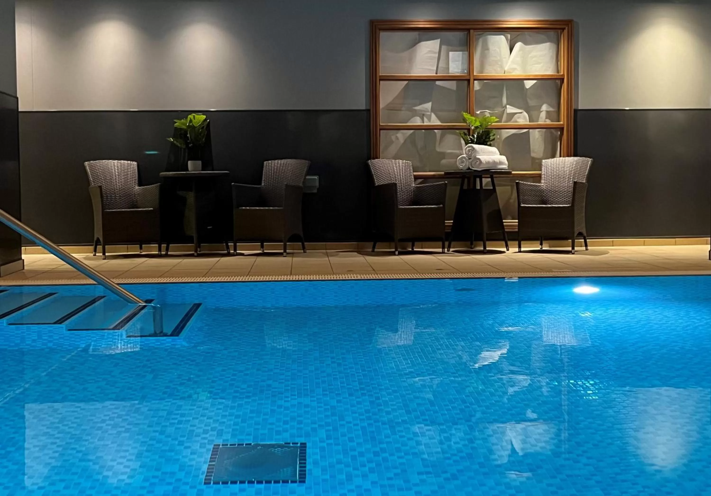 Swimming Pool in Alexandra House