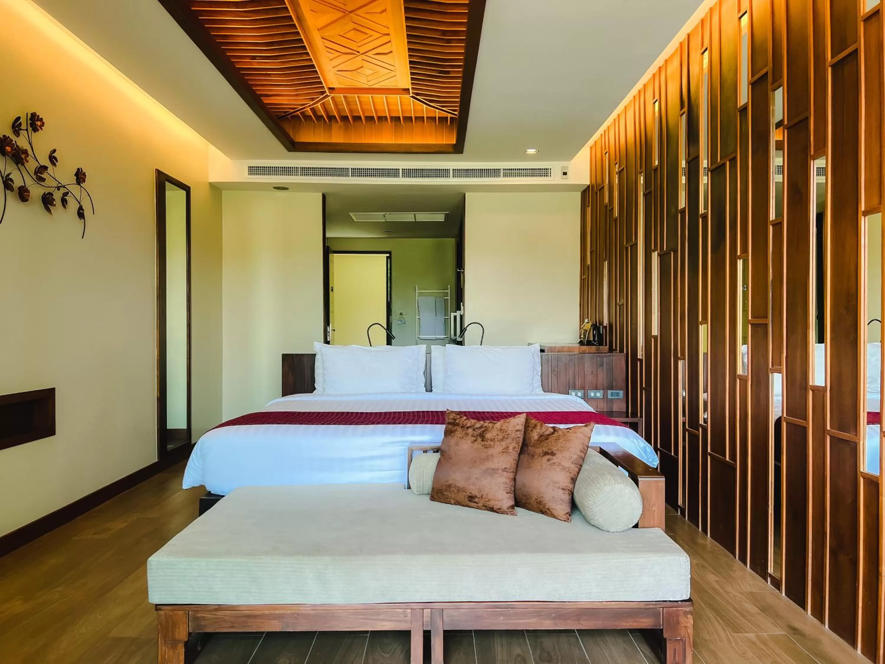 Photo of the whole room, Bed in Aonang Phu Pi Maan Resort & Spa