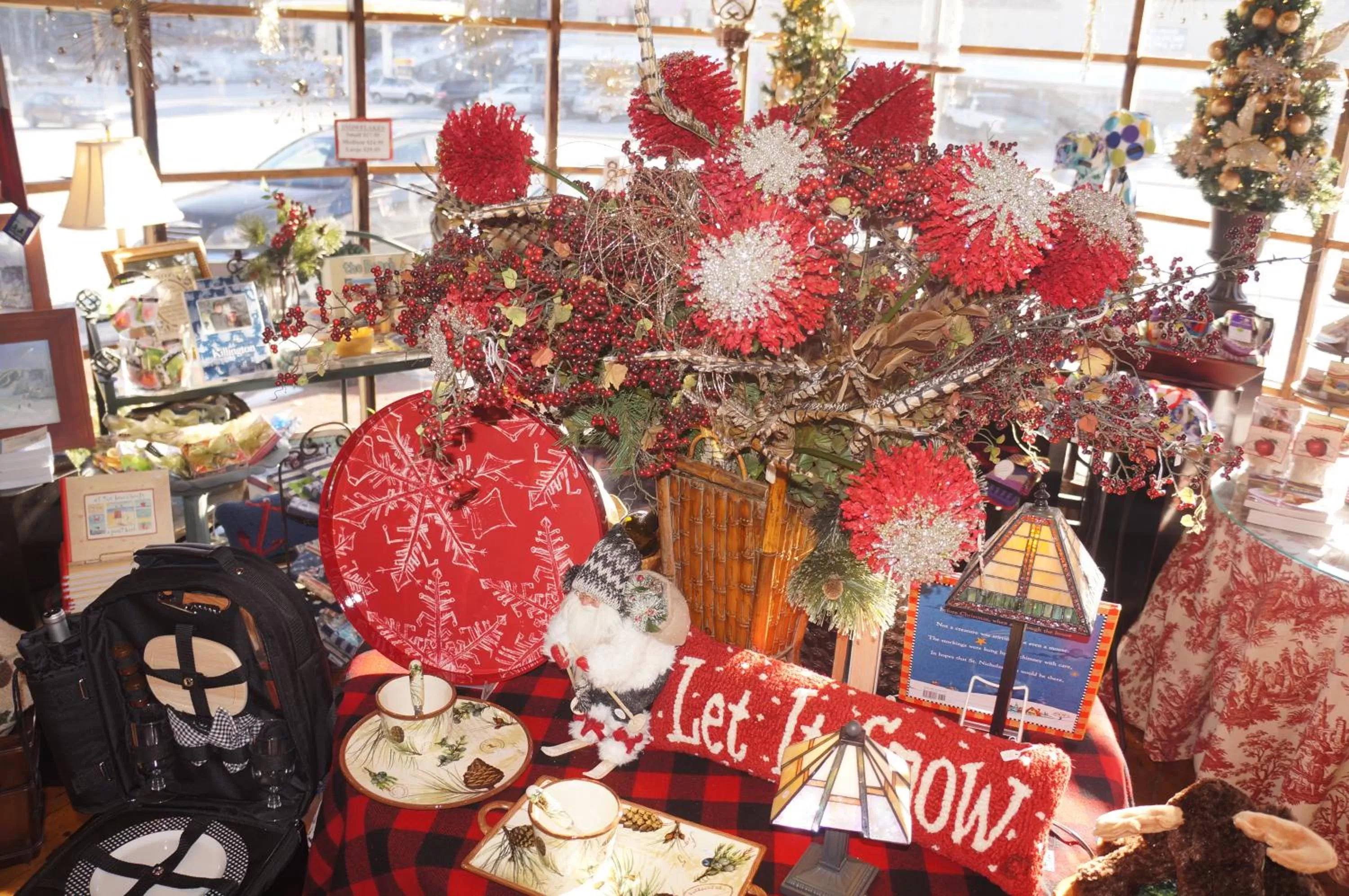 On-site shops in Greenbrier Inn Killington