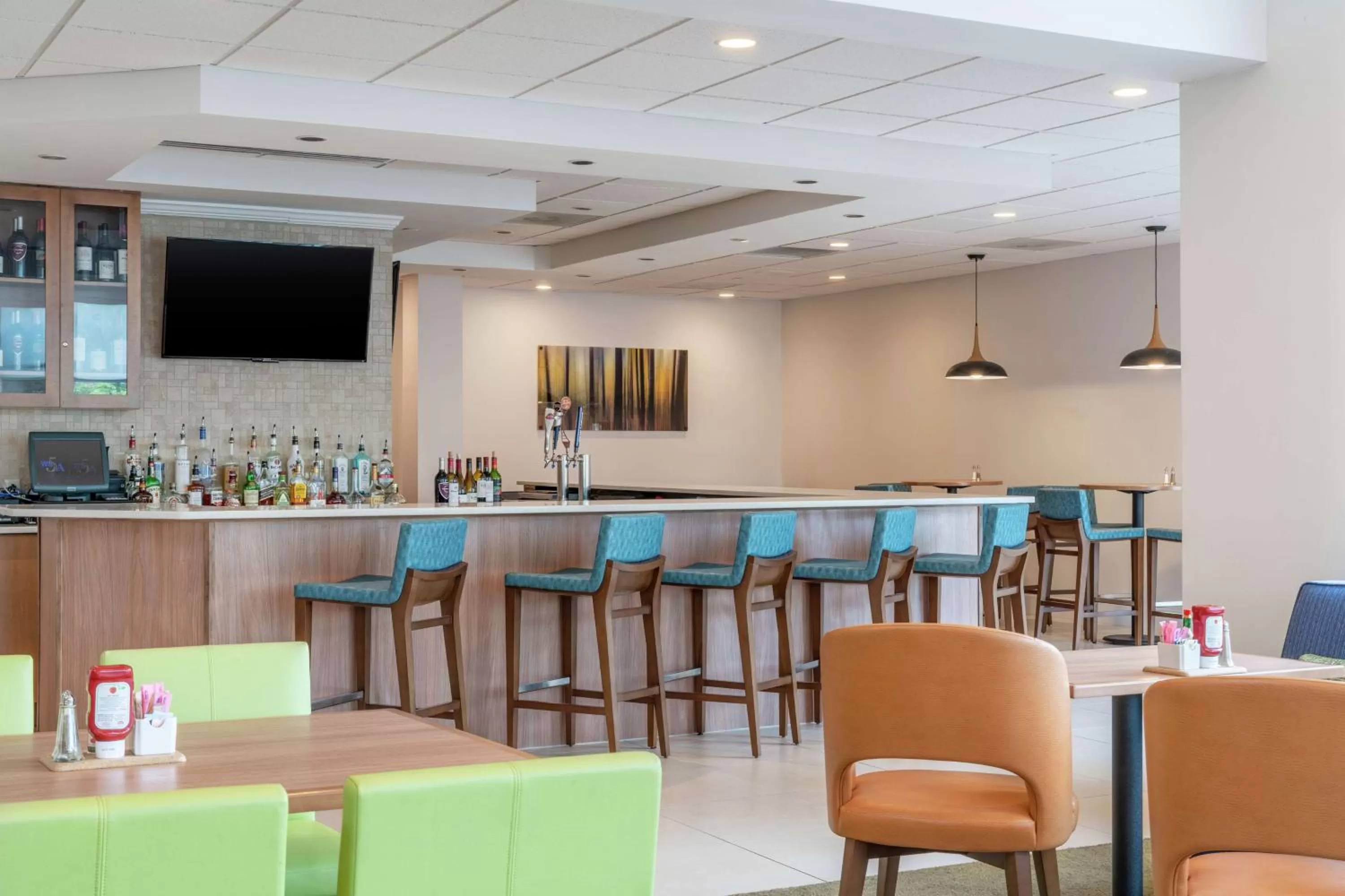 Lounge or bar in Hilton Garden Inn Morgantown