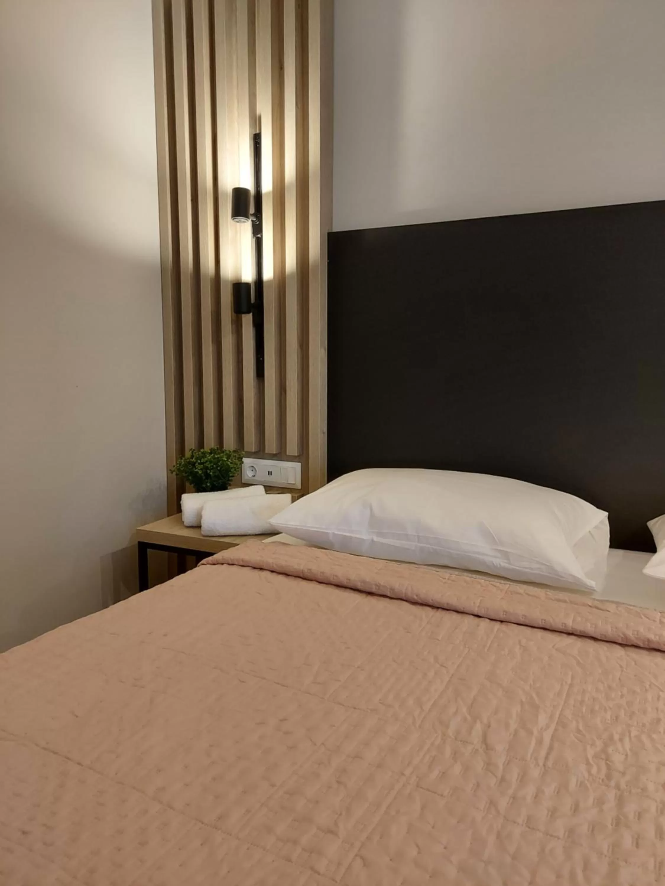 Bed in EUPHORIA ''Staying in Pleasure''