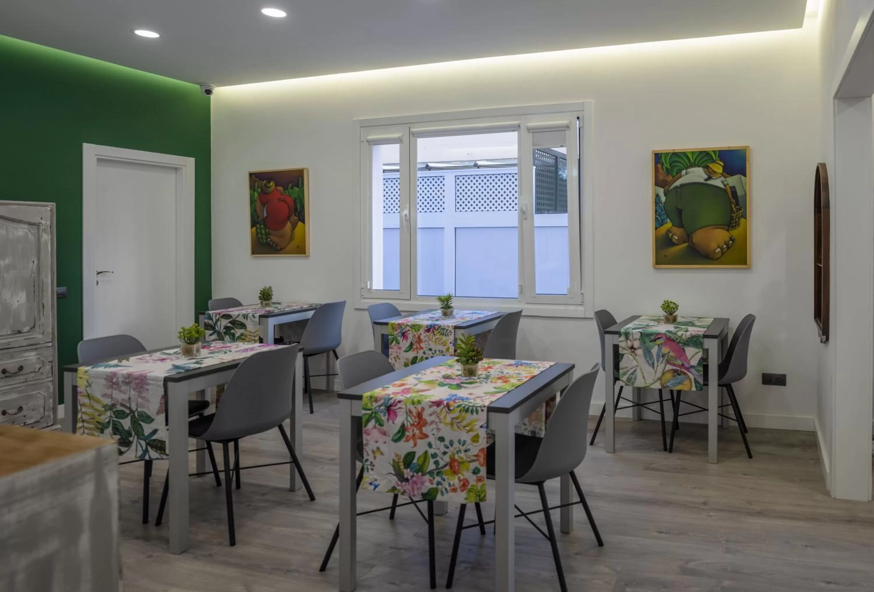 Restaurant/places to eat in La Palmera Hotel Boutique