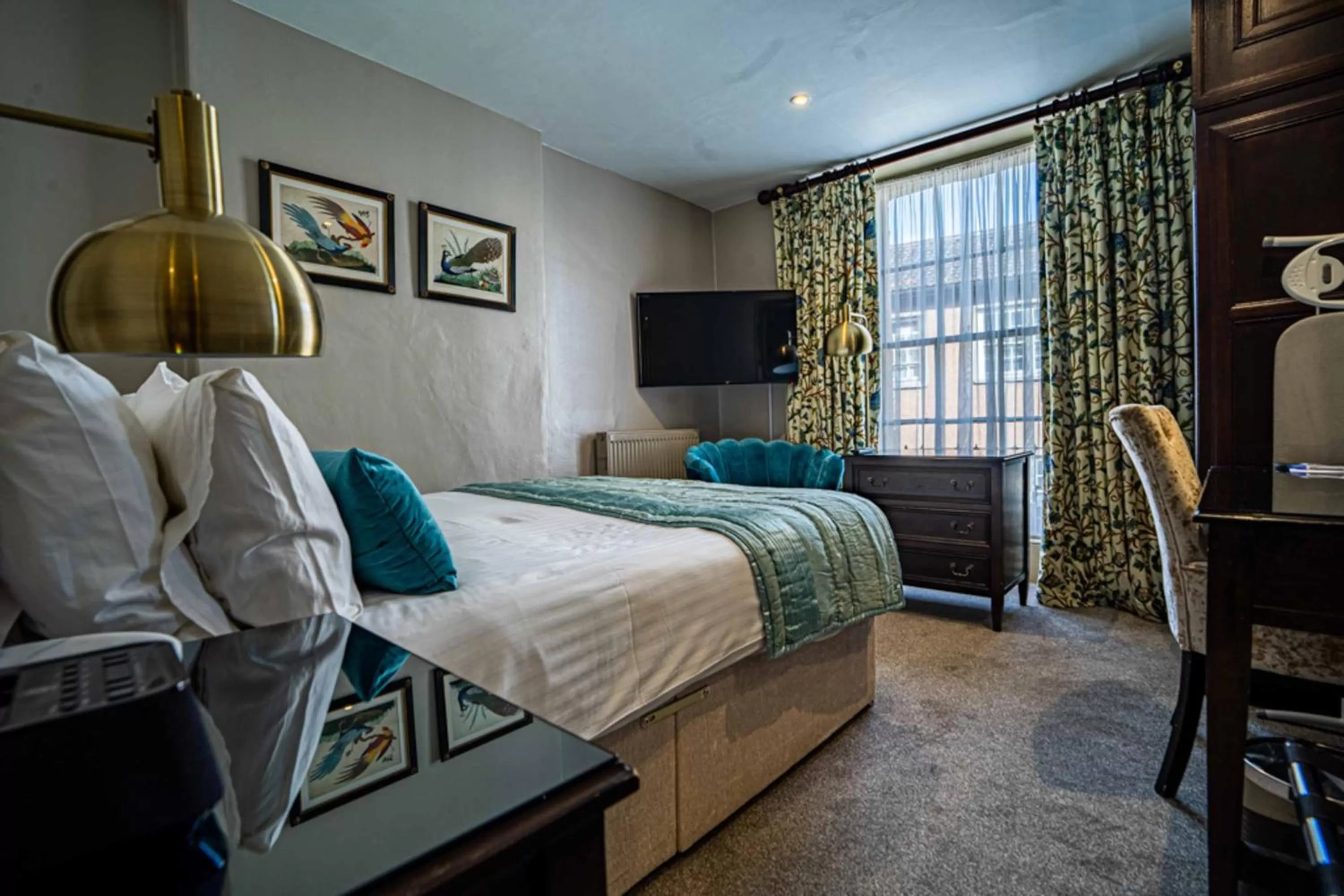 Photo of the whole room, Bed in The Swan Hotel, Wells, Somerset - The Coaching Inn Group