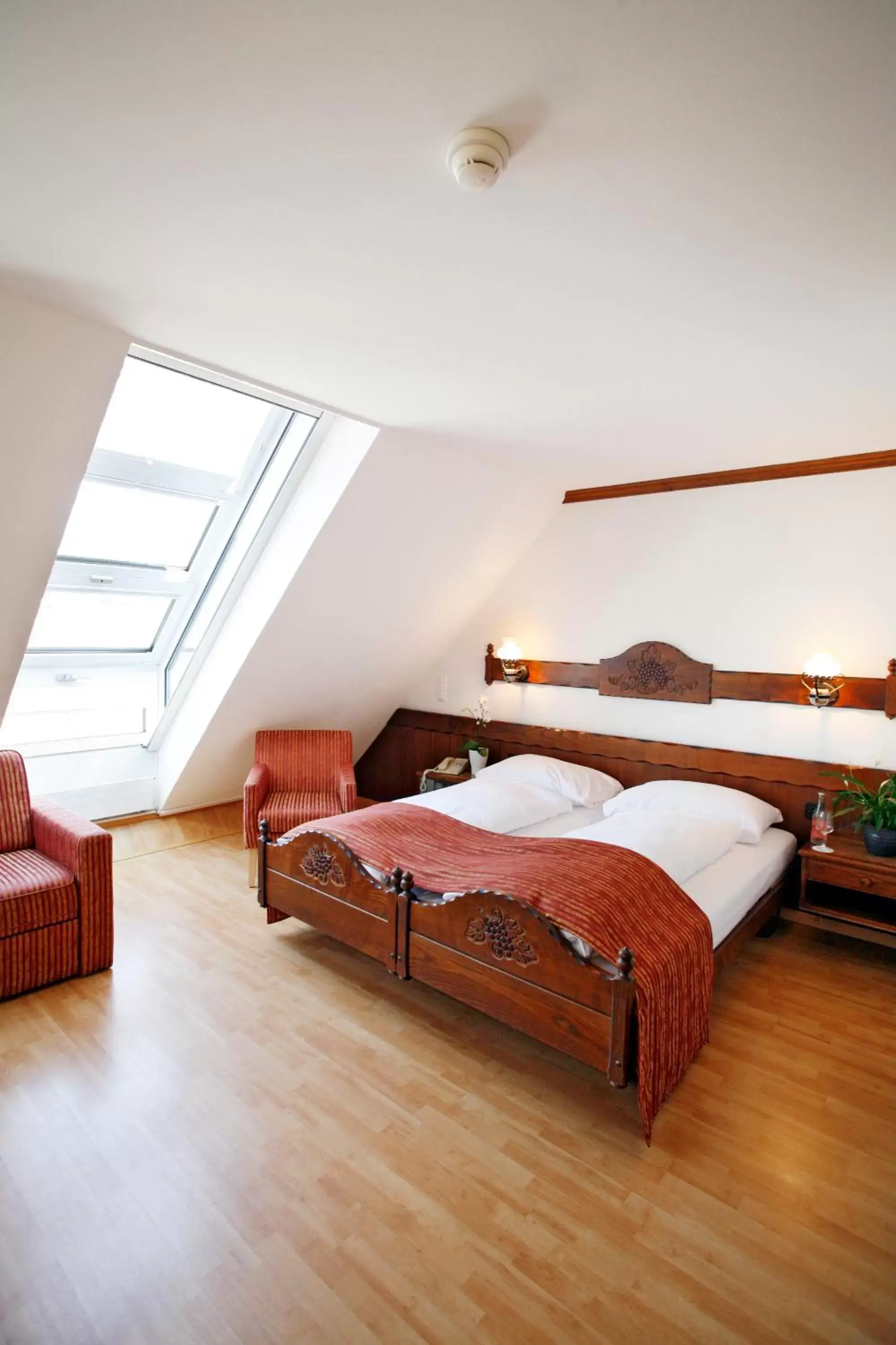 Superior Double Room in Ambassador Self Check-in Hotel Superior Double Room in Ambassador Self Check-in Hotel