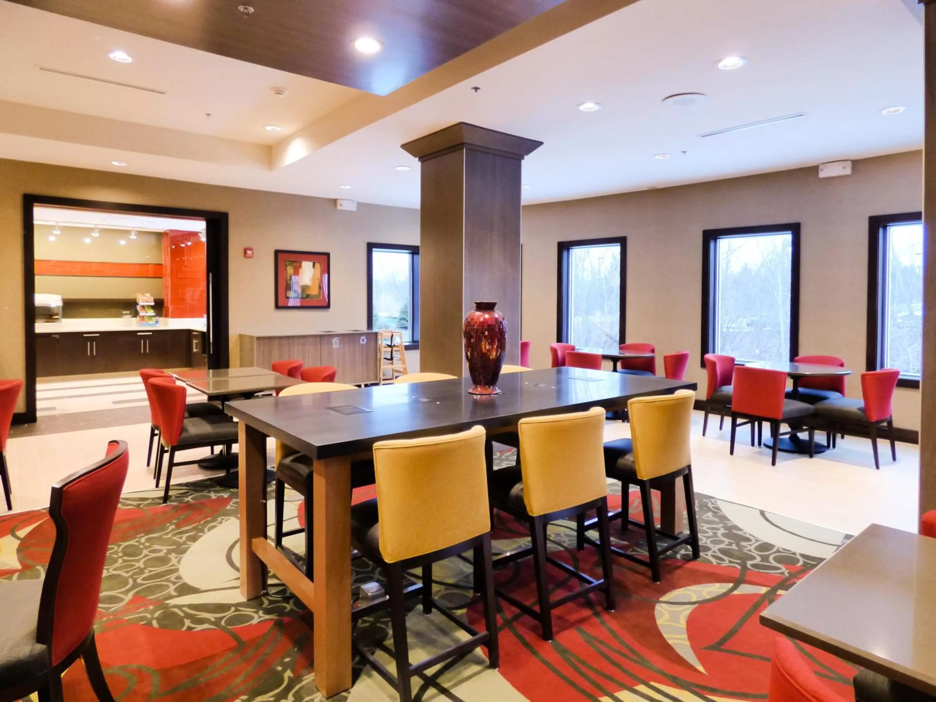 Property building in Holiday Inn Express & Suites Plymouth - Ann Arbor Area by IHG