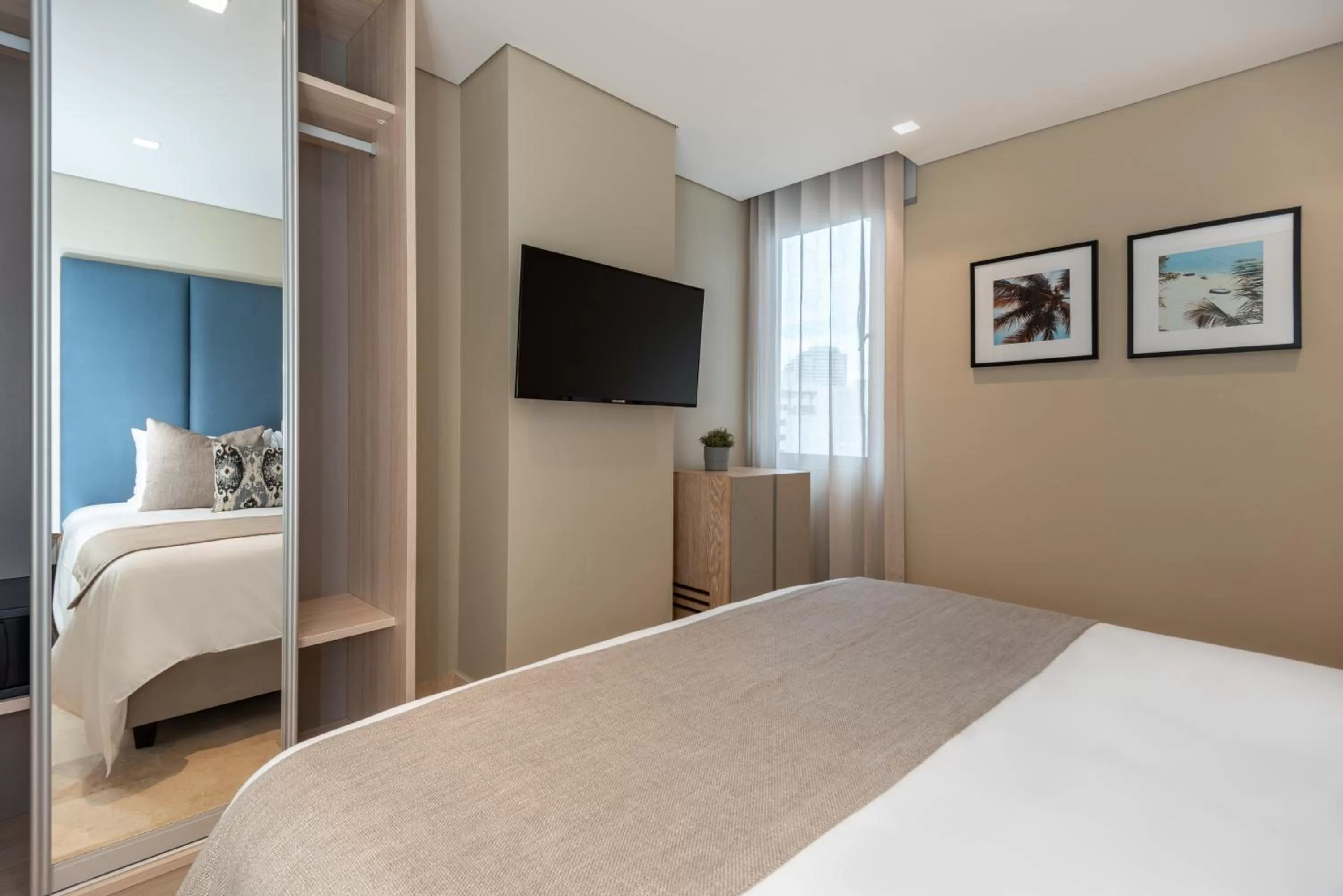 Bed in Oz Hotel Luxury