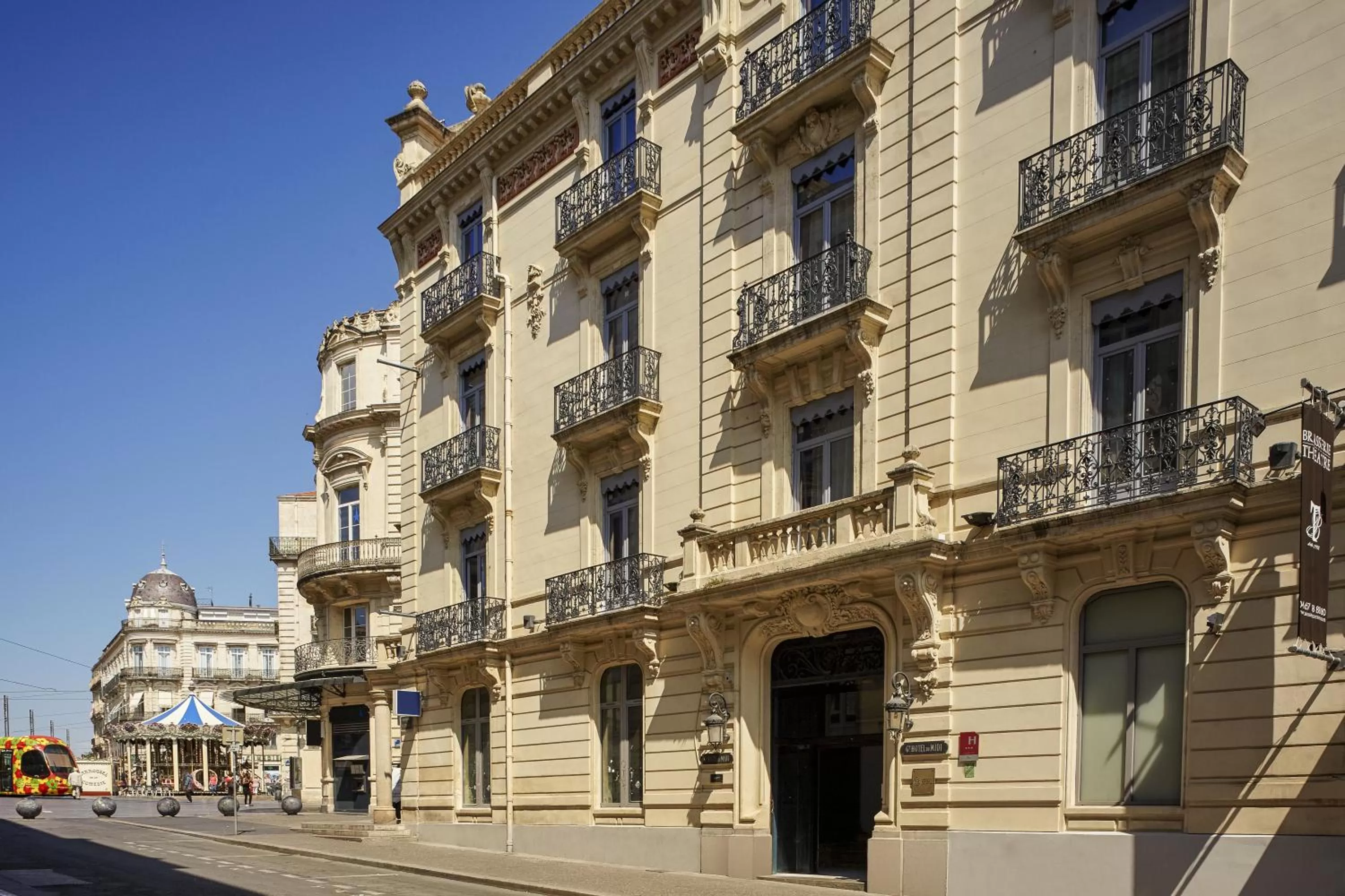 Facade/entrance in Grand Hôtel du Midi Montpellier - Opéra Comédie