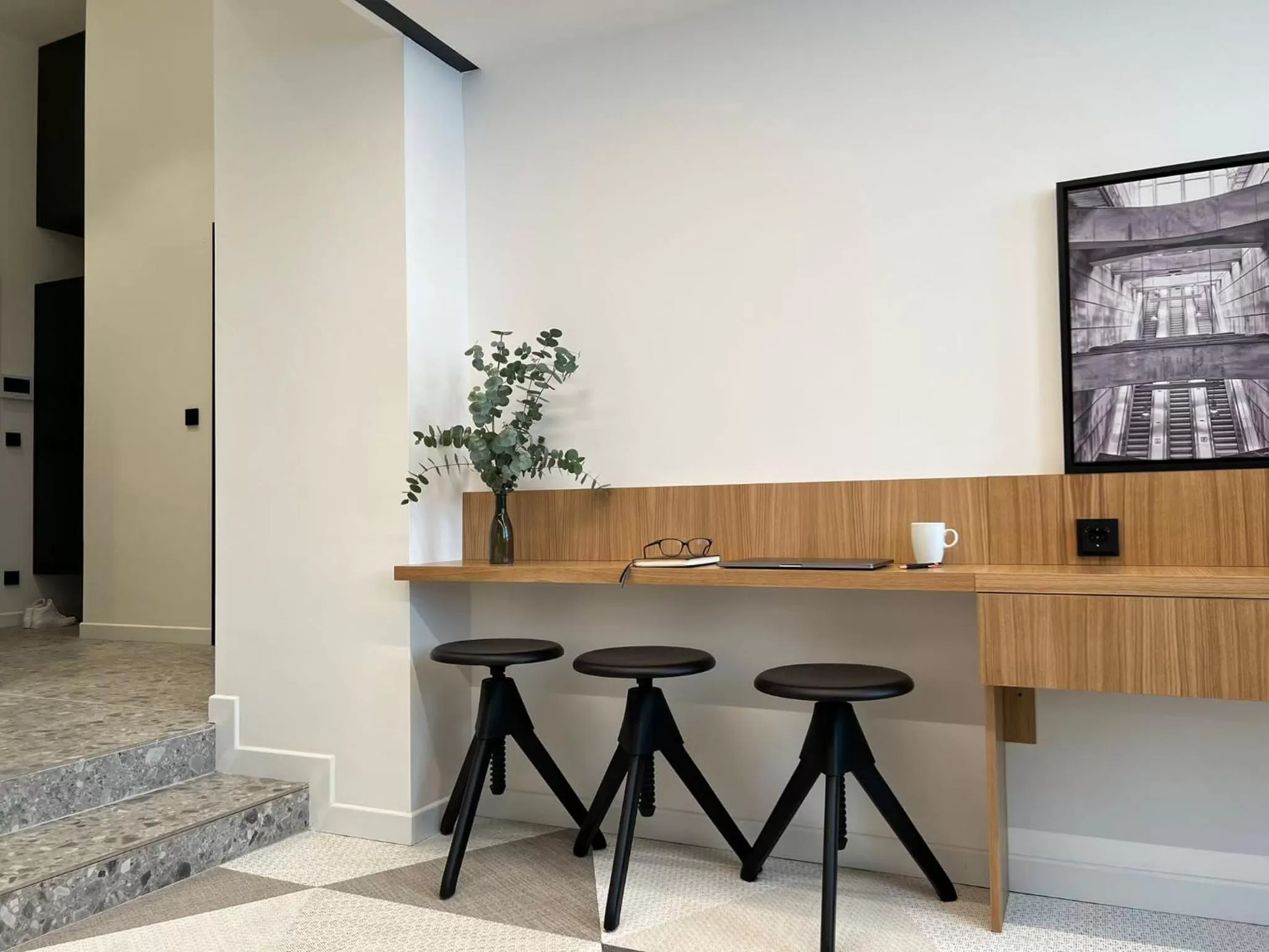 Restaurant/places to eat in Fesh Lofts