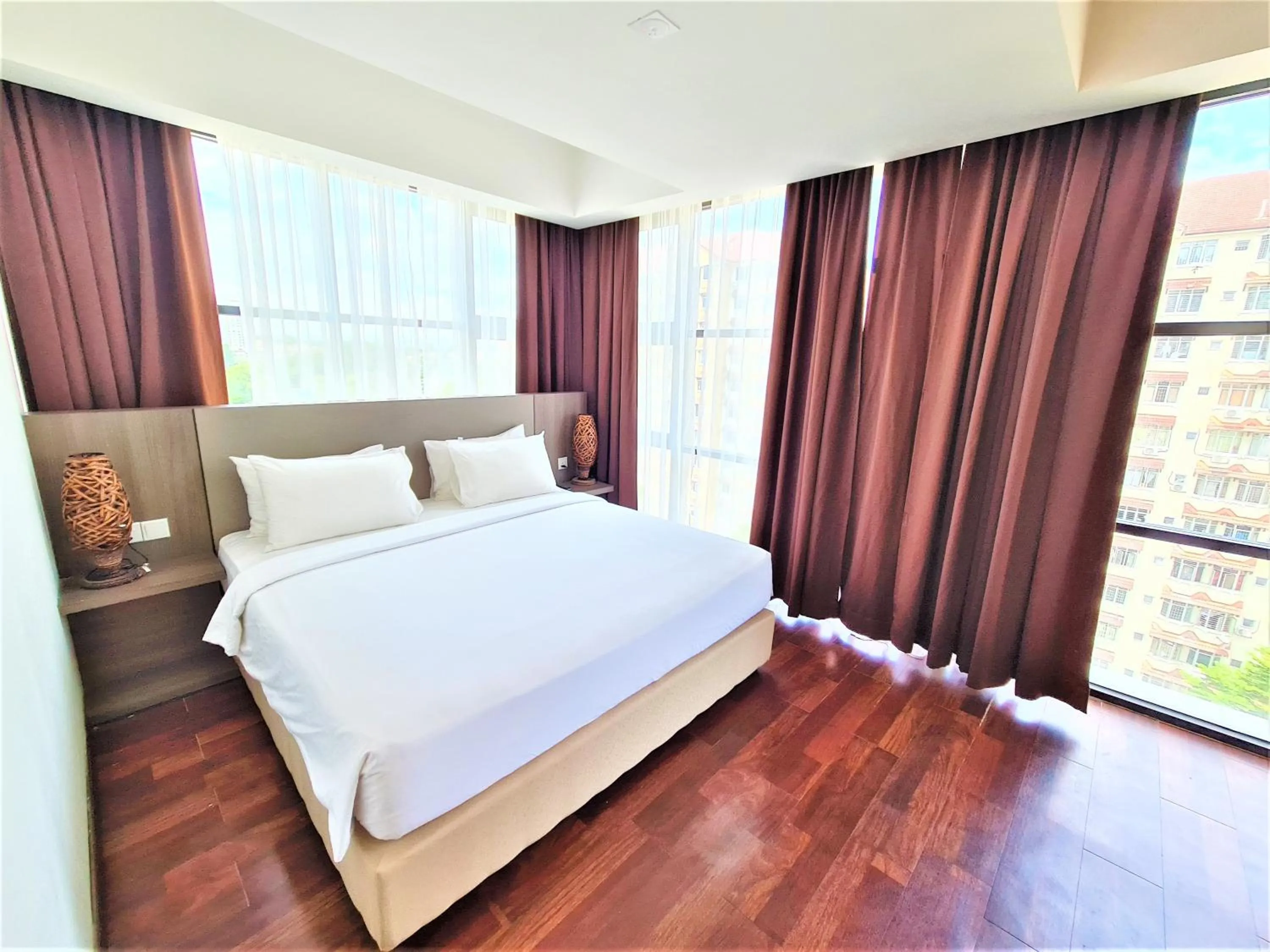 Bedroom, Bed in Nexus Regency Suites & Hotel