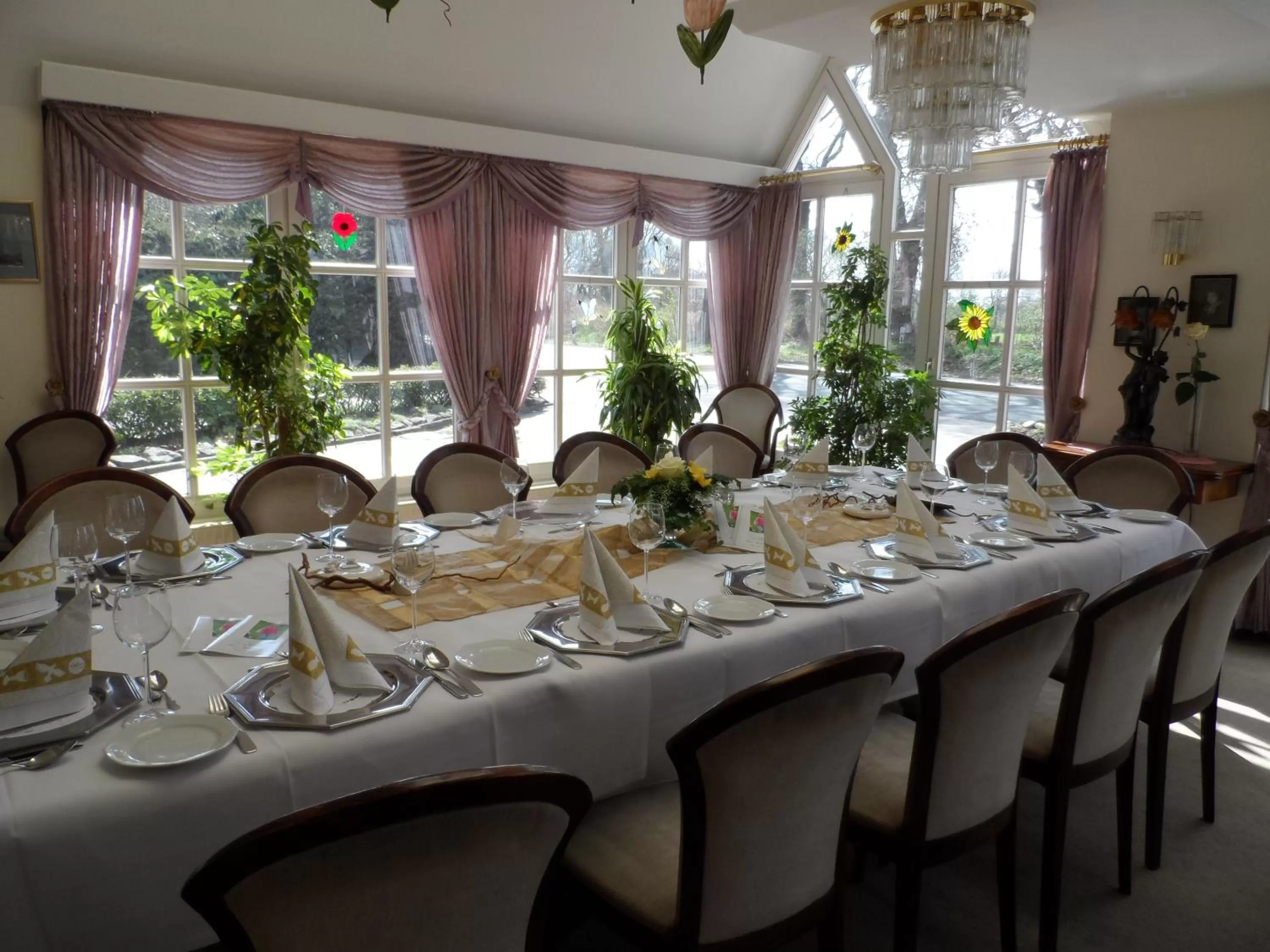Dining area, Restaurant/Places to Eat in Hotel Waldquelle