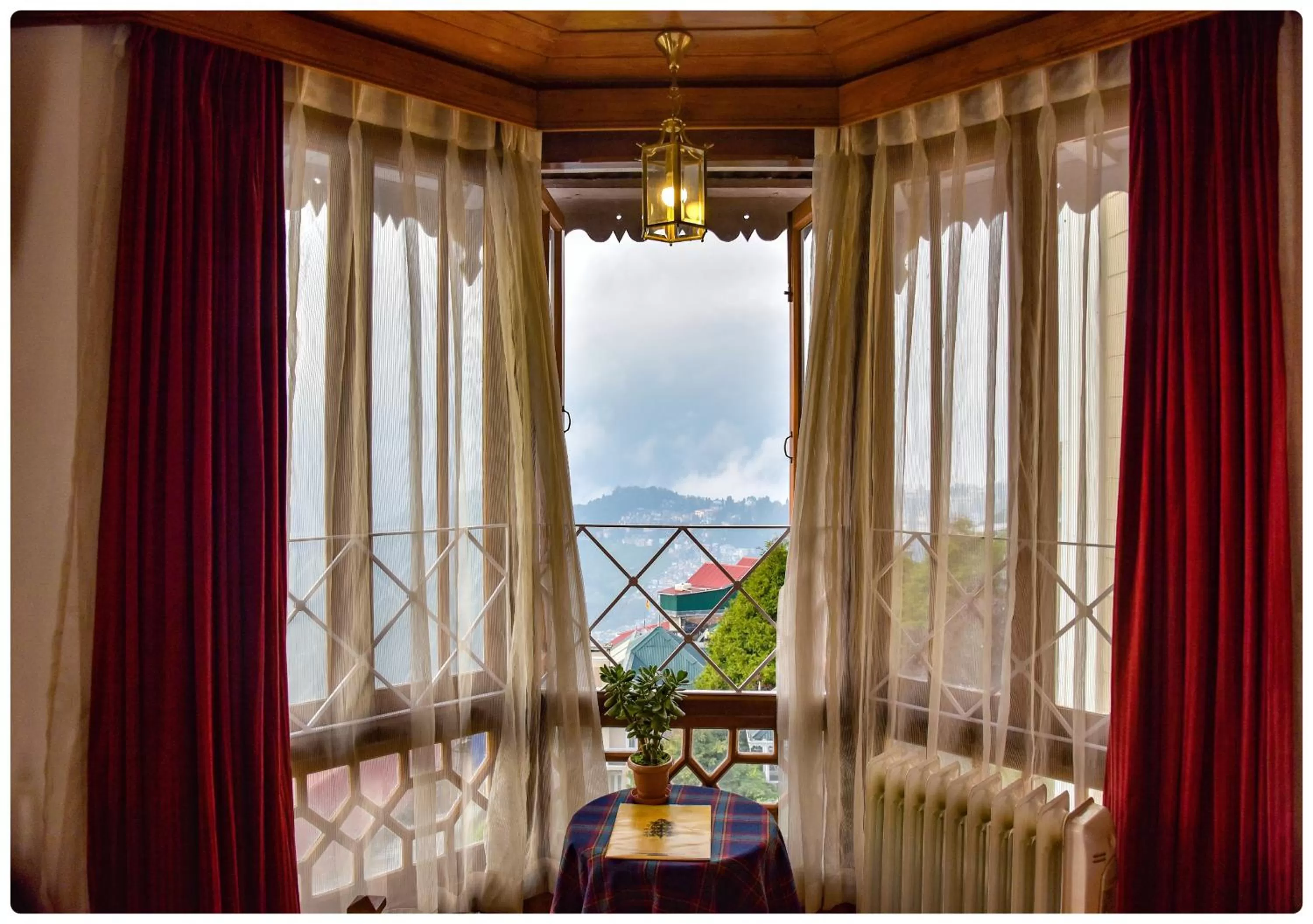 Mountain View in Cedar Inn