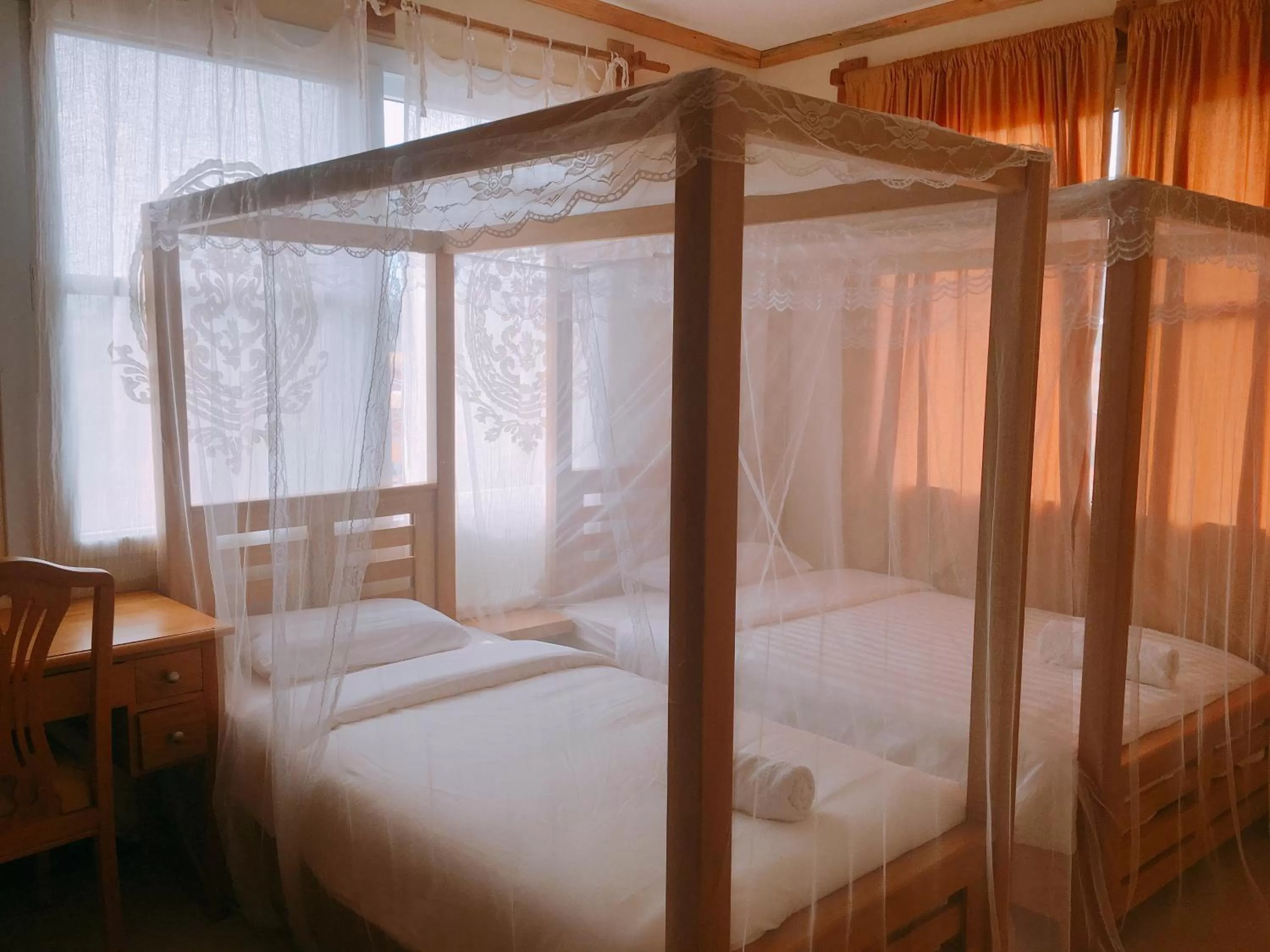 Bed in Hotel Duomo and Suites