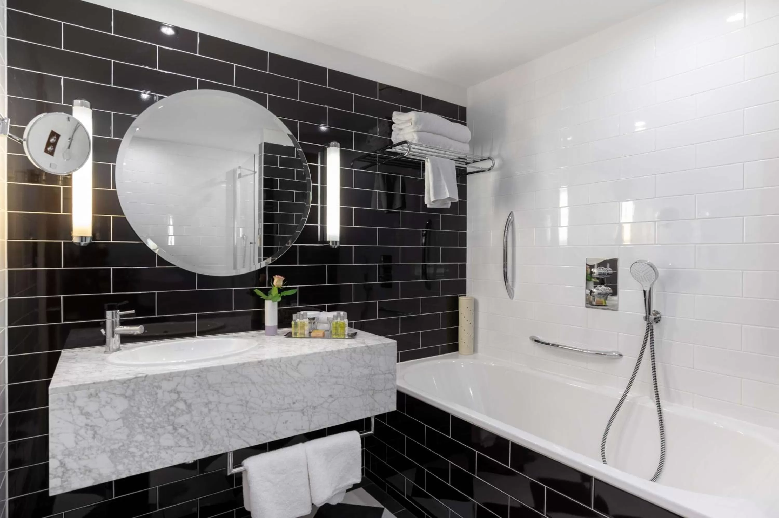 Bathroom in Hilton London Wembley