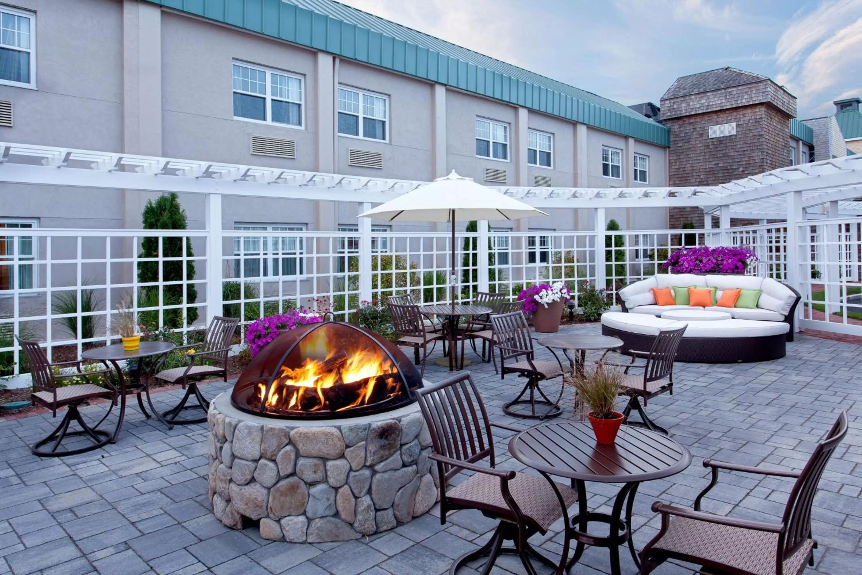 Property building in DoubleTree by Hilton Cape Cod - Hyannis