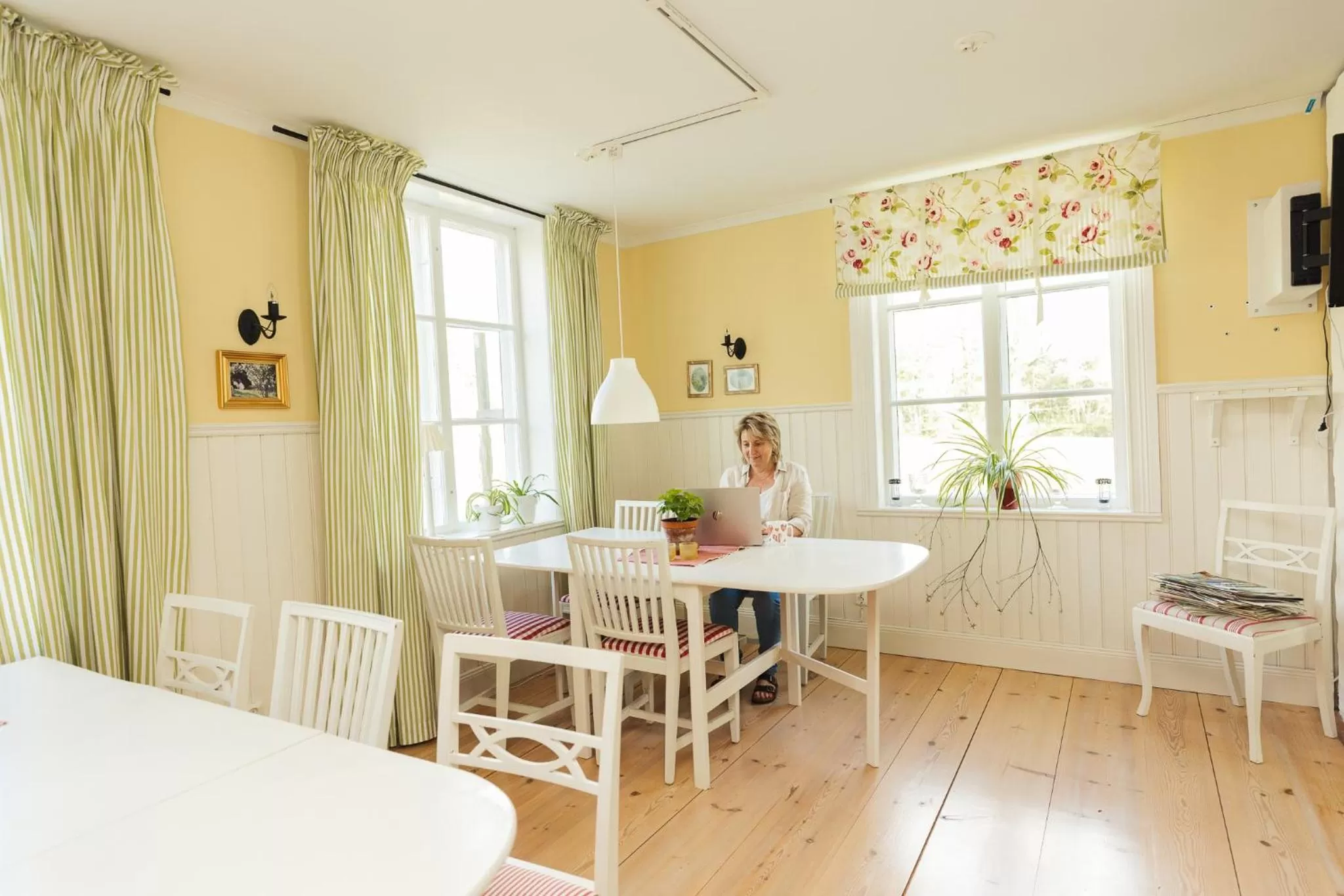 Property building in Bäcks Bed & Breakfast