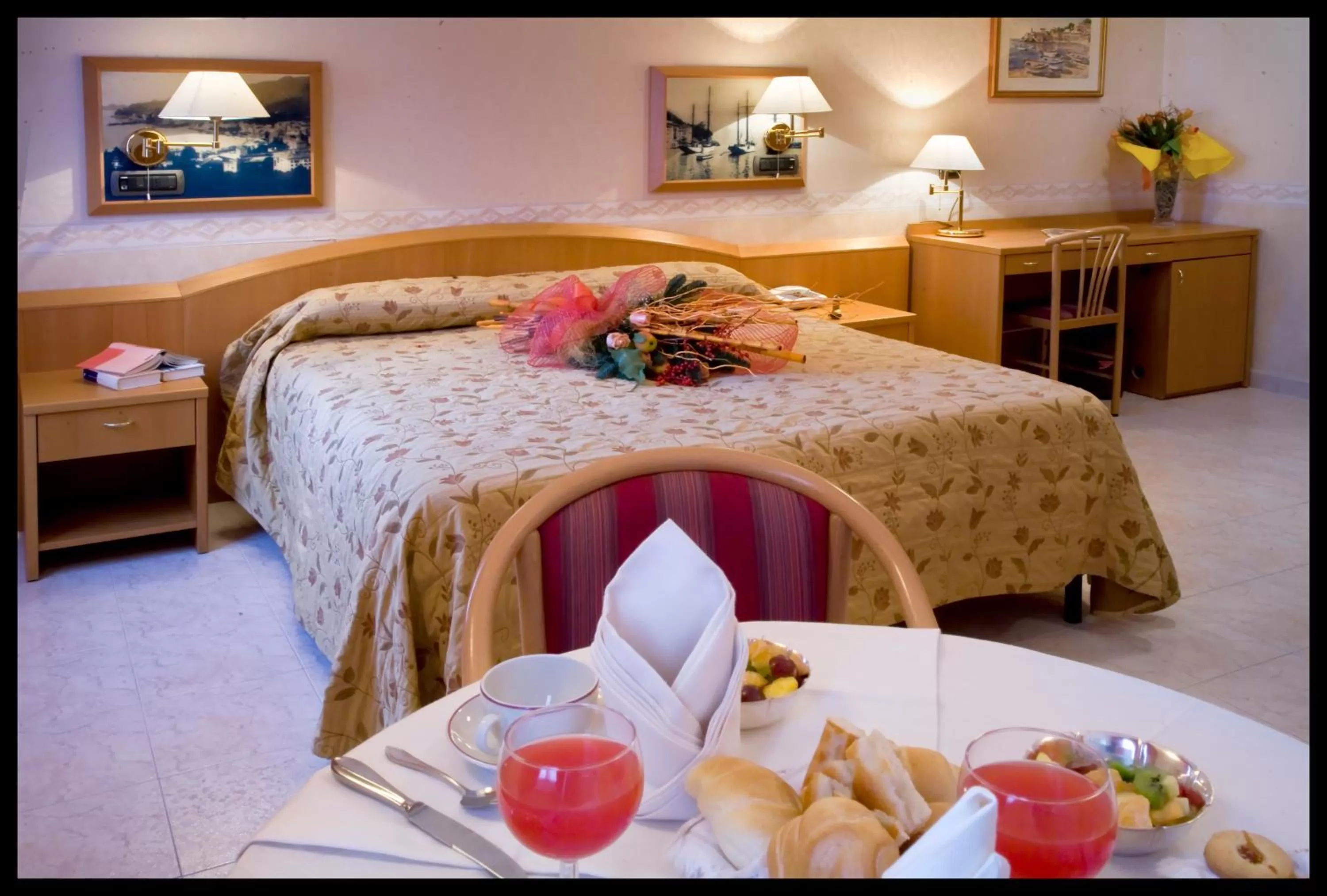 Bed in Hotel Monte Rosa