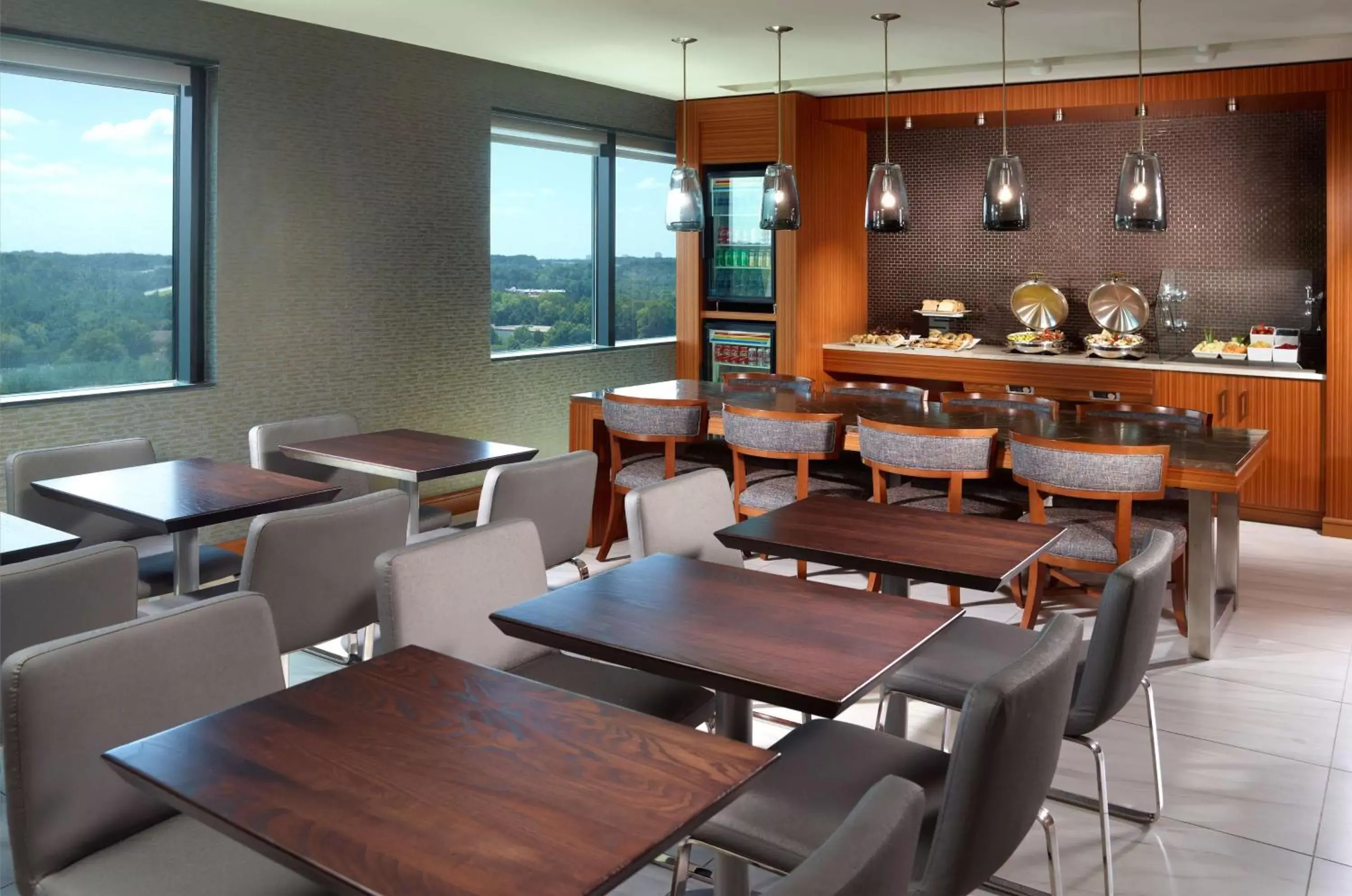 One-Bedroom Executive King Suite - Non-Smoking in Hilton Atlanta Northeast One-Bedroom Executive King Suite - Non-Smoking in Hilton Atlanta Northeast