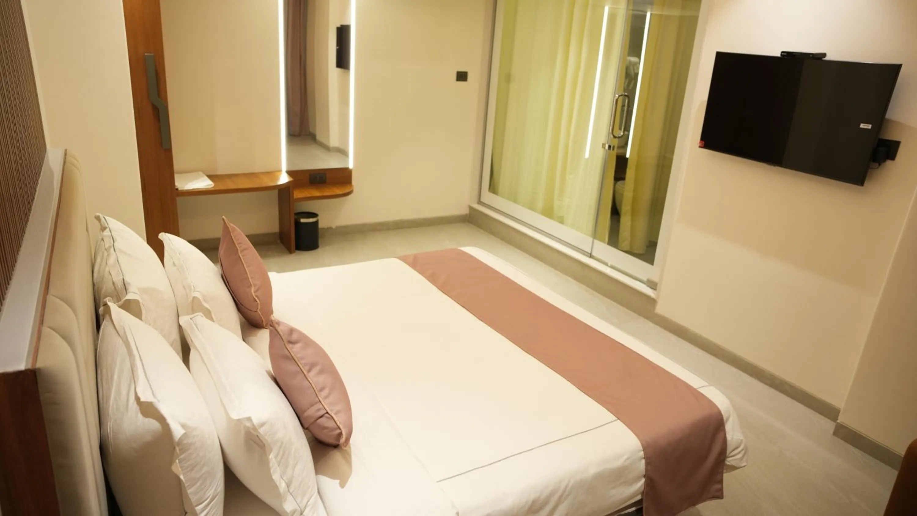 Bed in Jivanta Shirdi