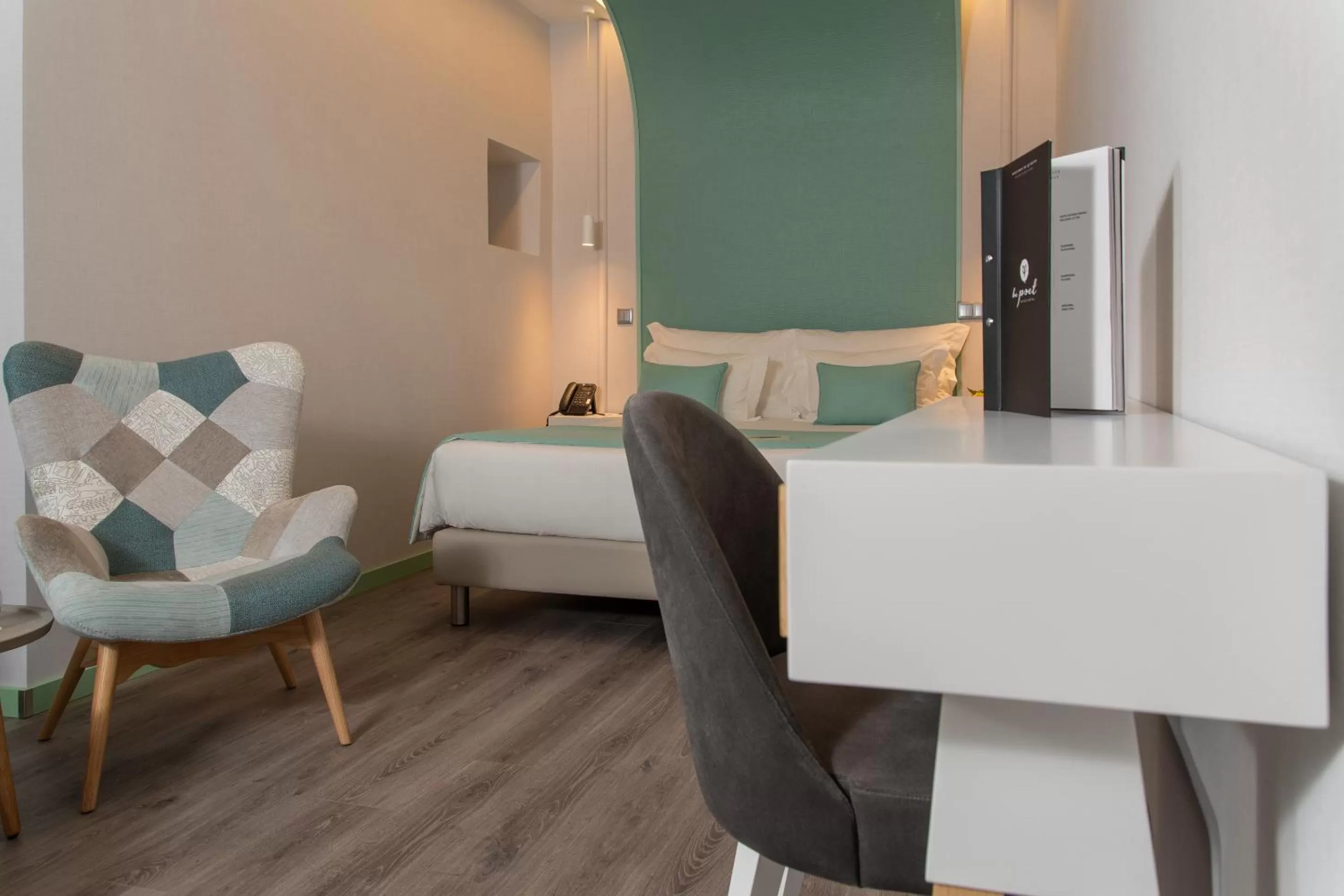 Bedroom, Bed in Be Poet Baixa Hotel