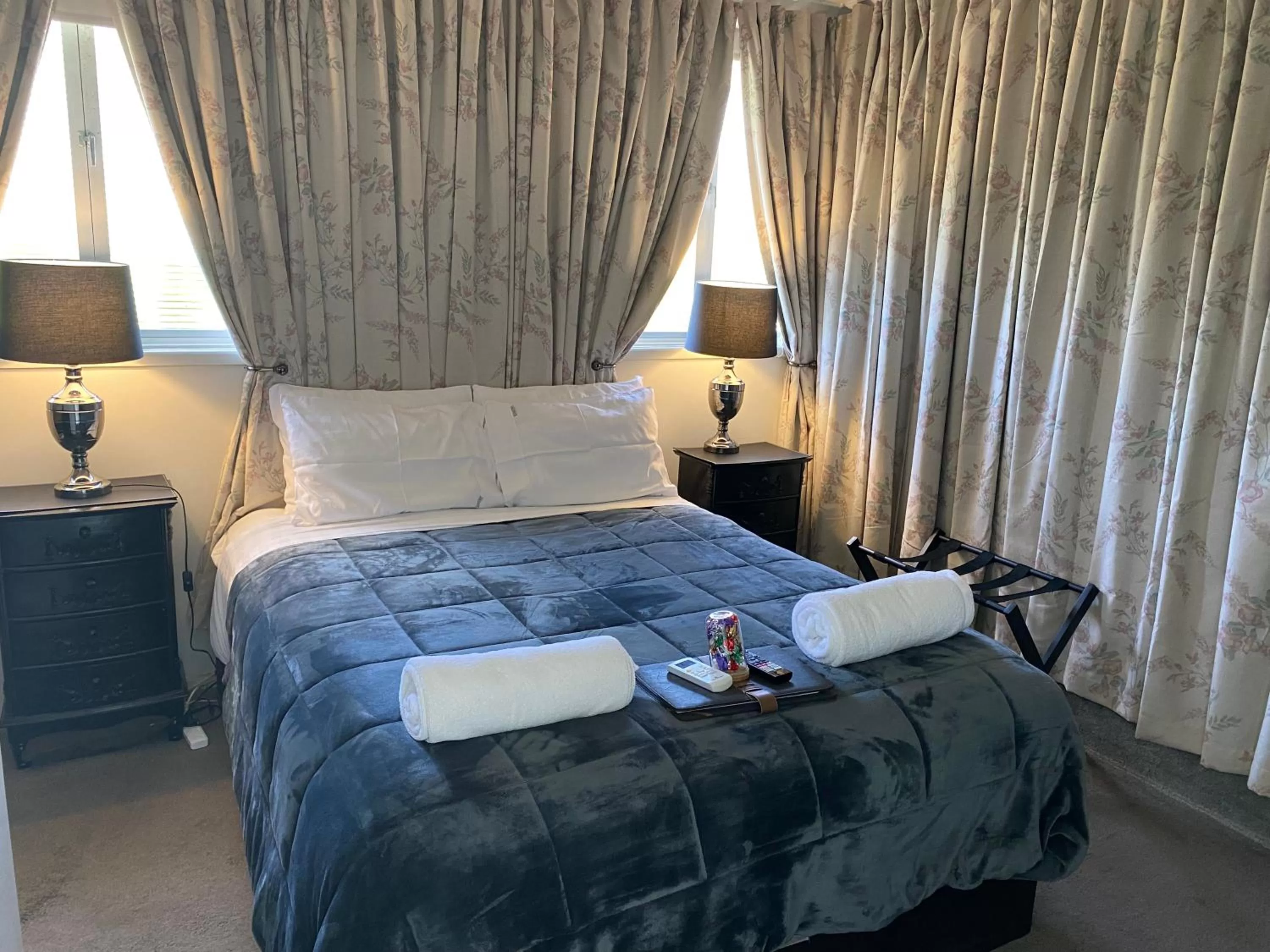 Budget Double Room in Freshwater BnB