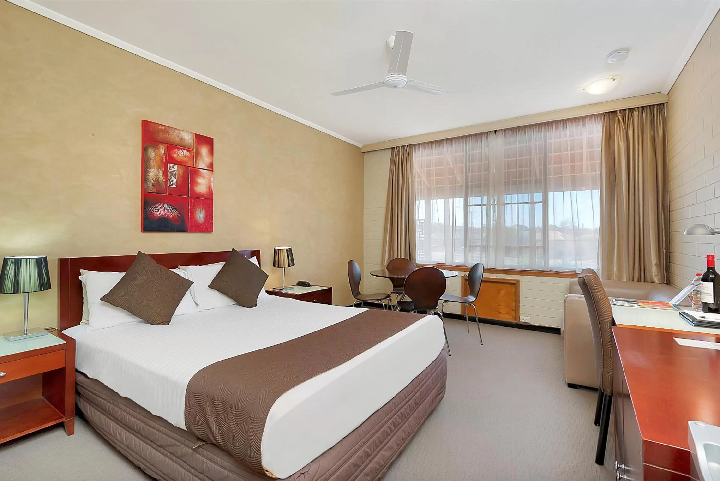 Bedroom, Bed in Comfort Inn Whyalla