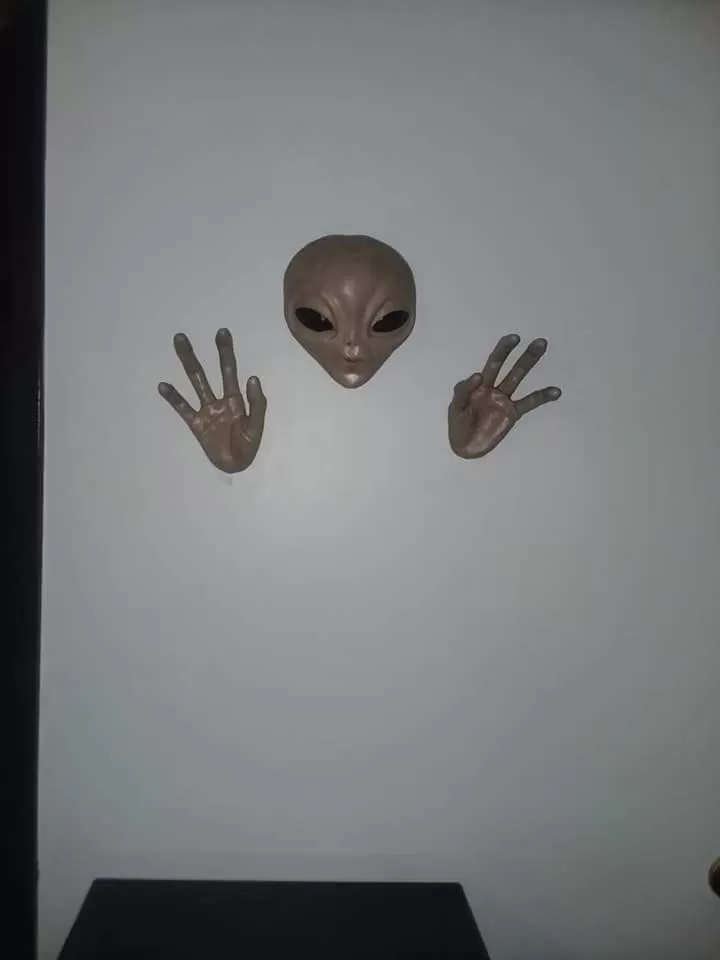 Logo/Certificate/Sign in Sunset View Inn L.L.C