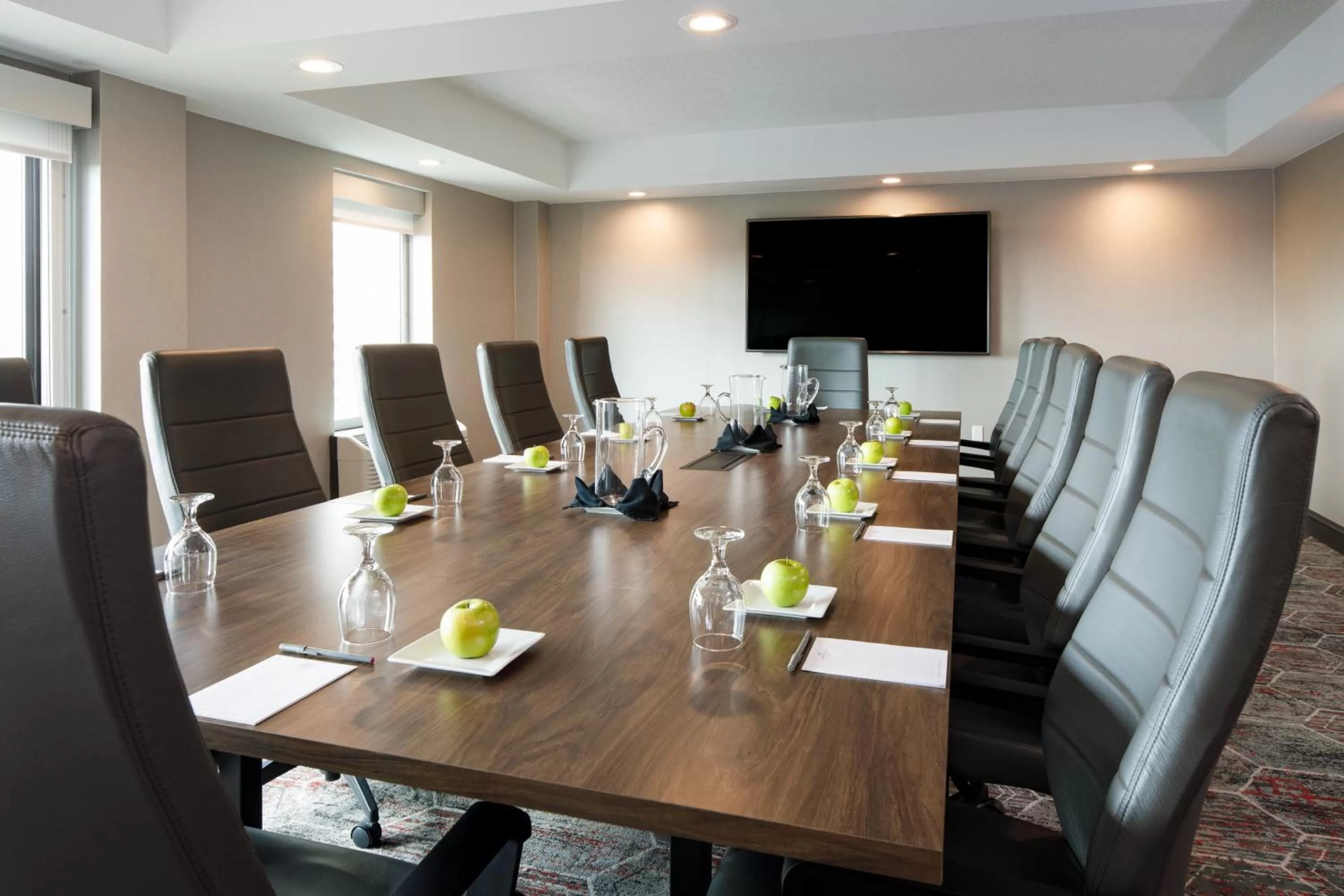 Meeting/conference room in Crowne Plaza Memphis Downtown by IHG