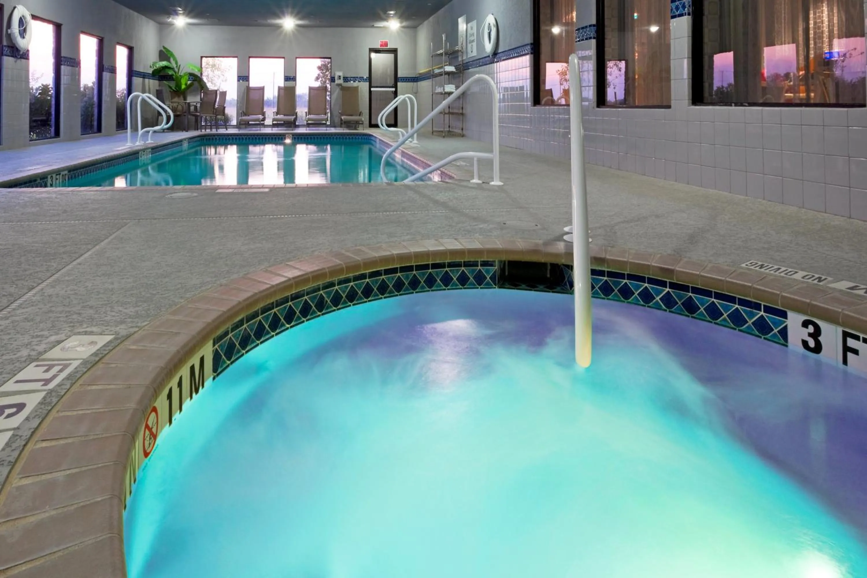 Swimming pool in Holiday Inn Express Hotel & Suites Austin NE-Hutto by IHG