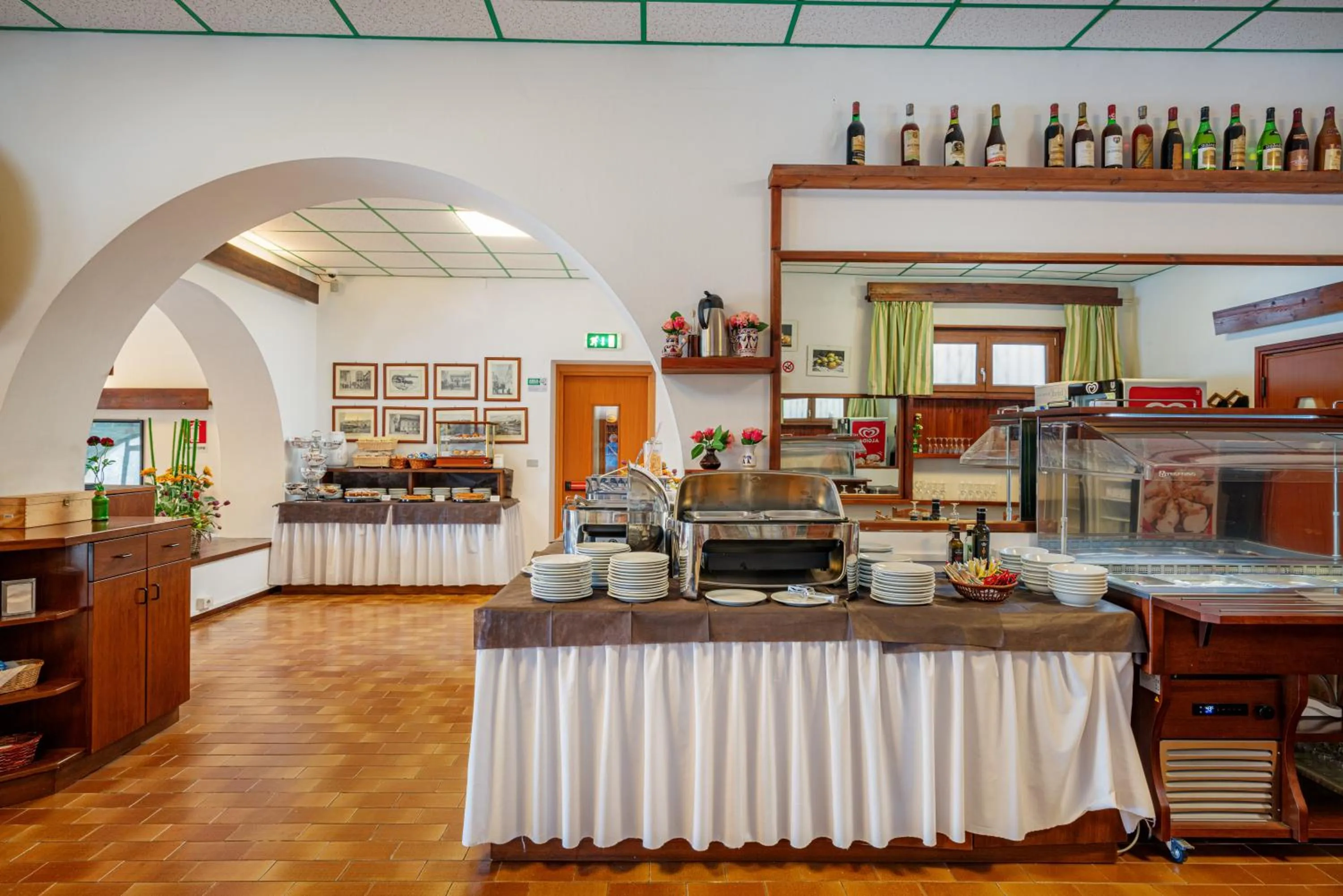 Restaurant/places to eat in Hotel El Balear
