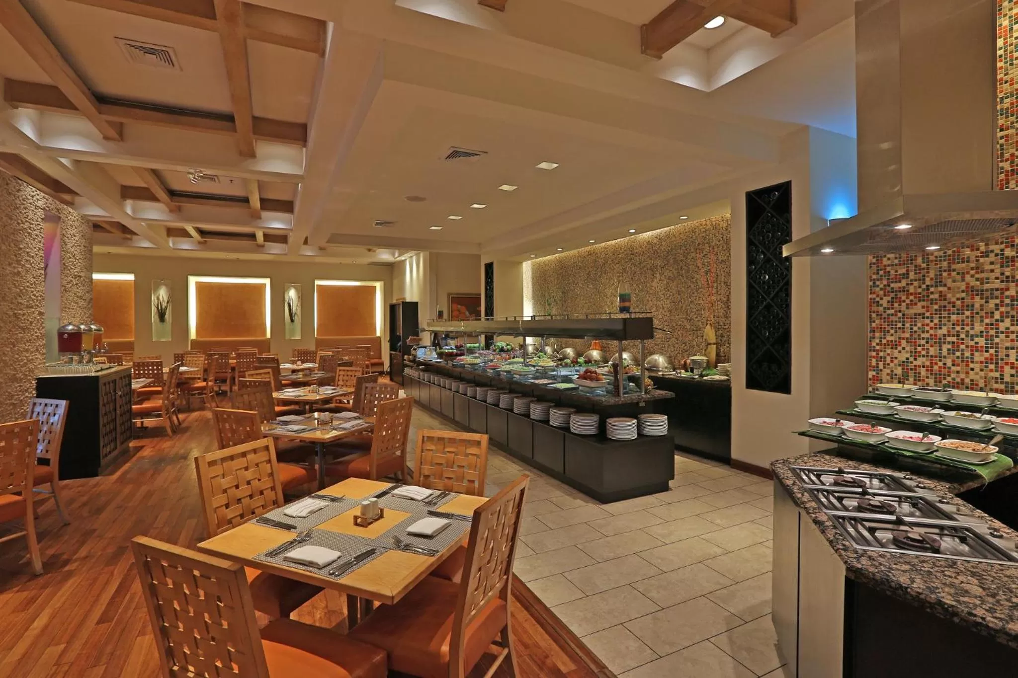 Restaurant/places to eat in InterContinental Real San Pedro Sula by IHG
